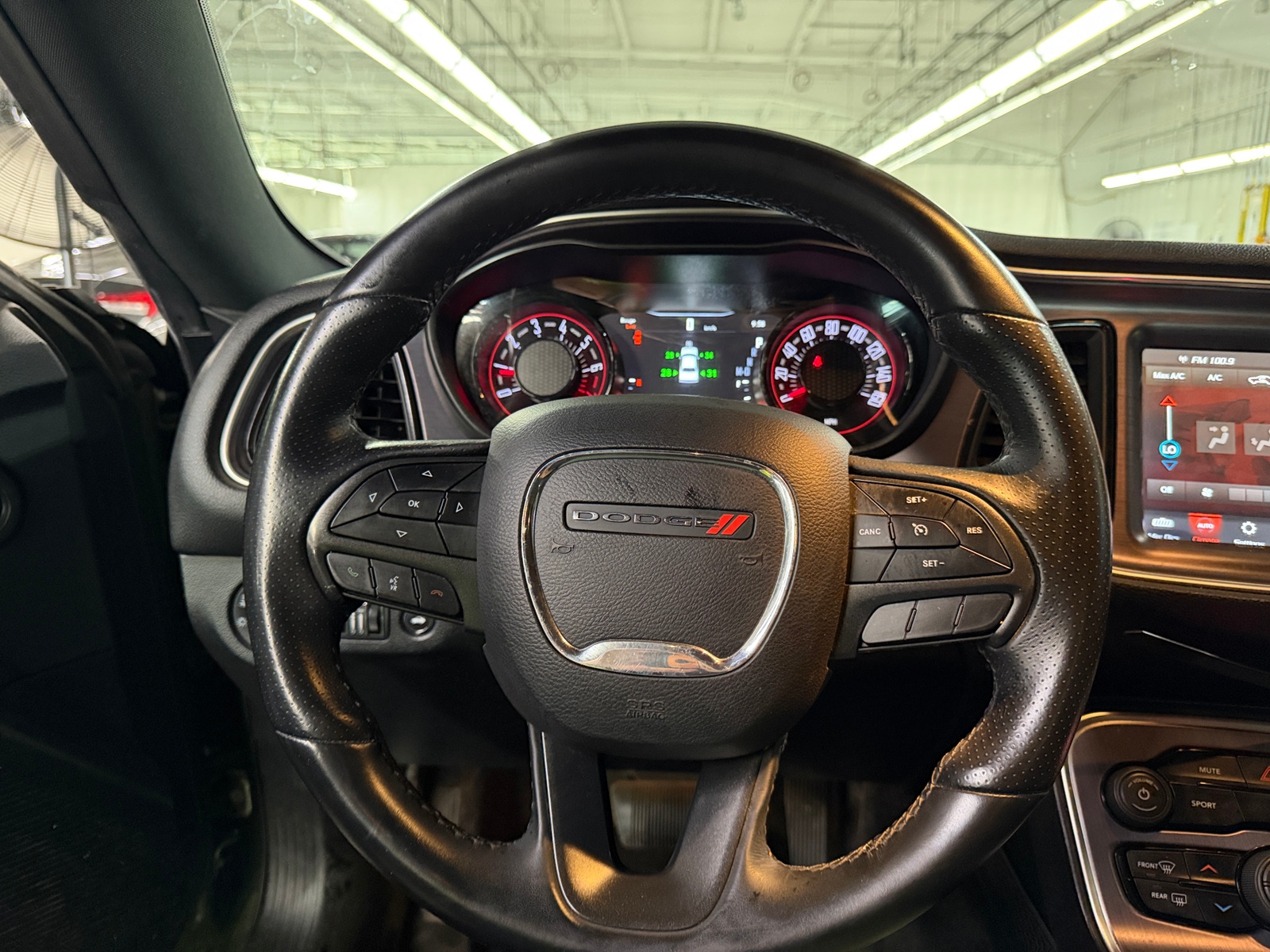 Thumbnail: 2018 Dodge Challenger - 4