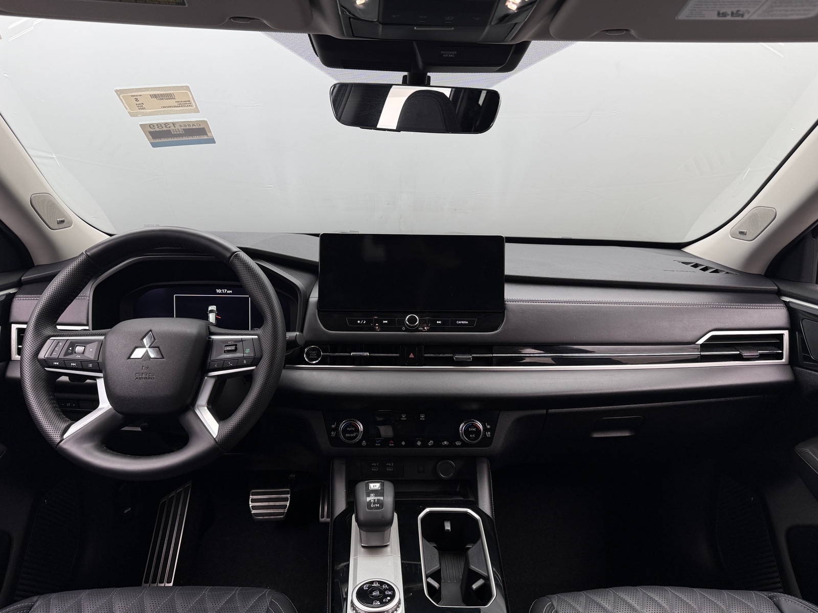 Thumbnail: 2025 Mitsubishi Outlander - 2