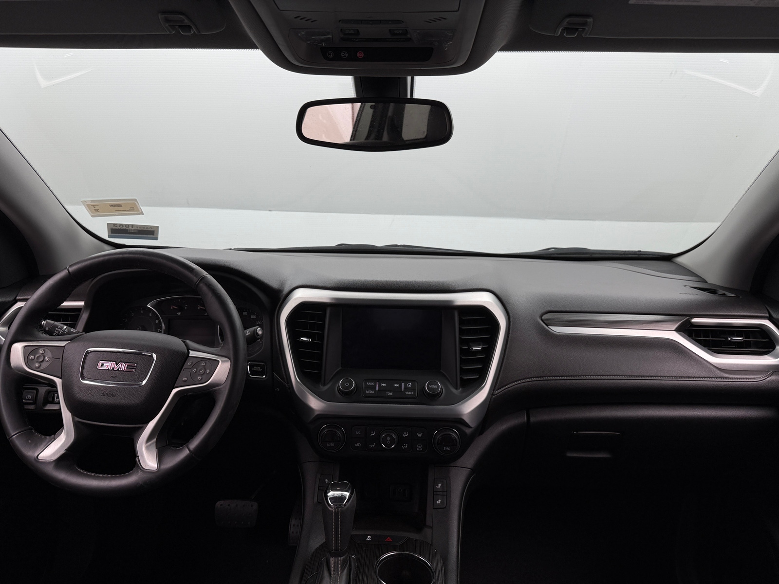 Thumbnail: 2017 GMC Acadia - 2