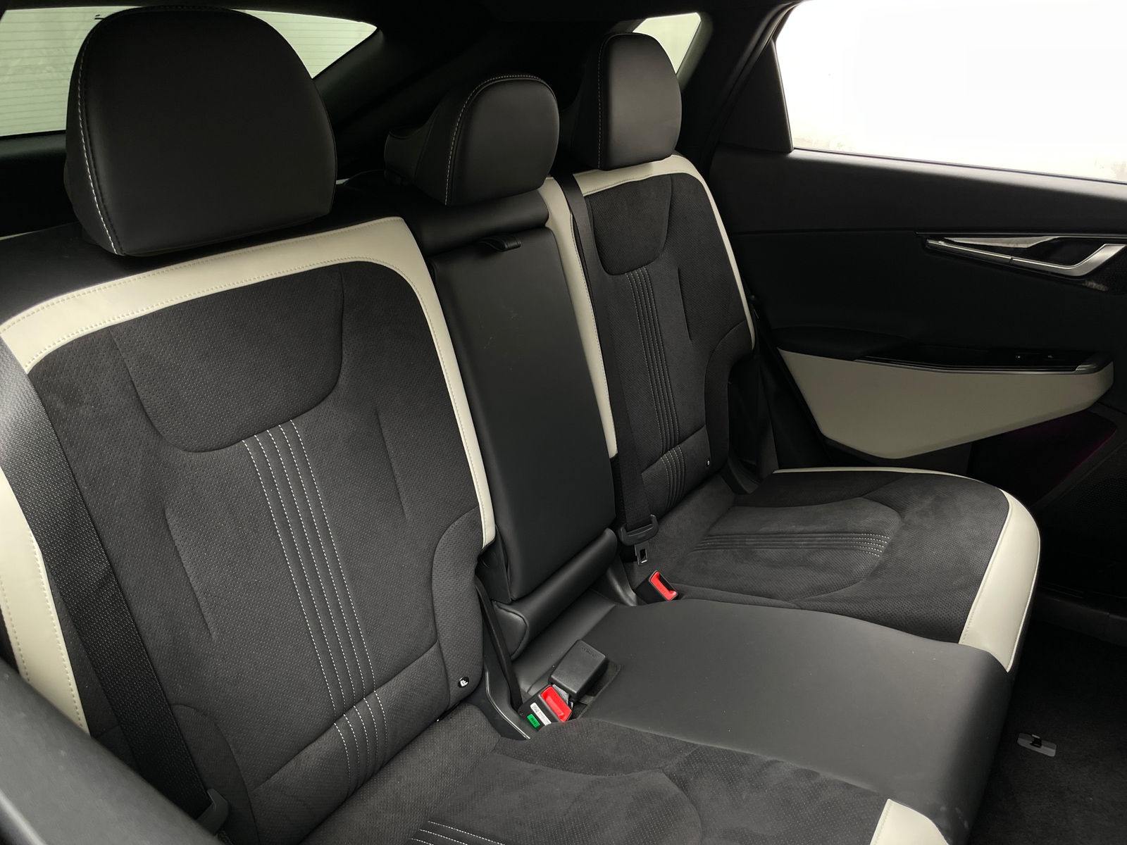 Thumbnail: 2024 Kia EV6 - 5
