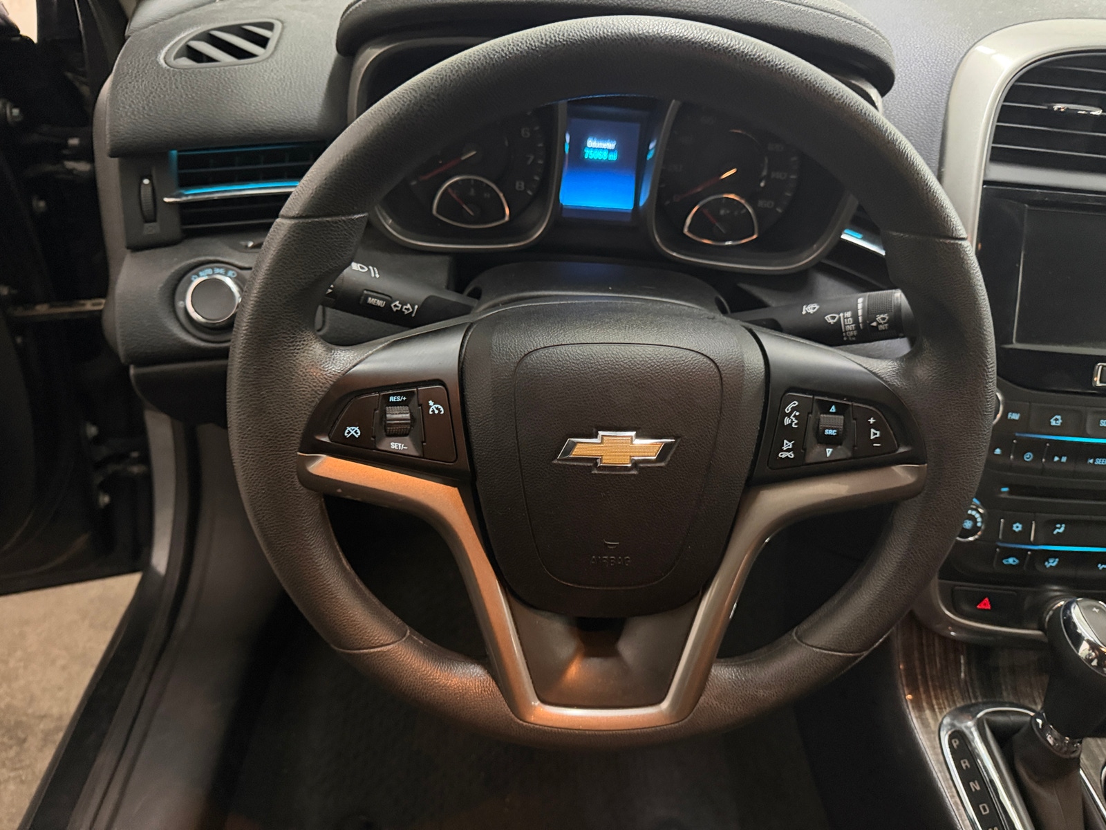 Thumbnail: 2015 Chevrolet Malibu - 4