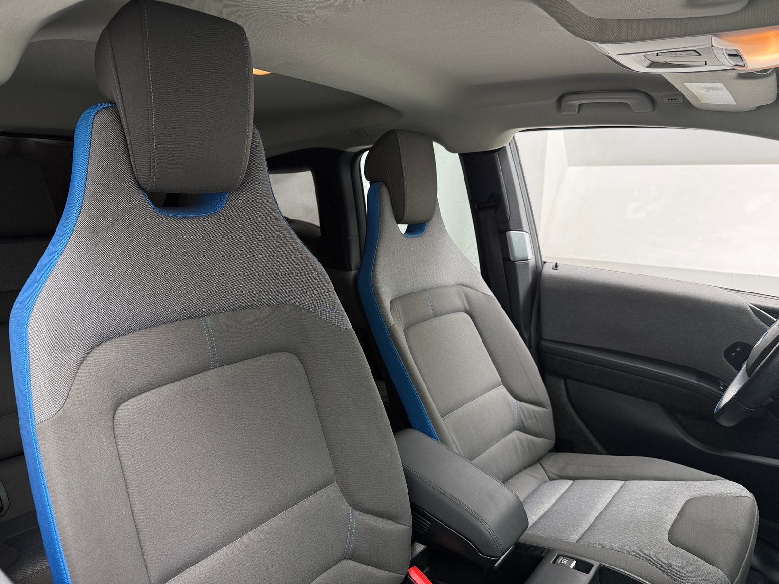 Thumbnail: 2019 BMW i3 - 2