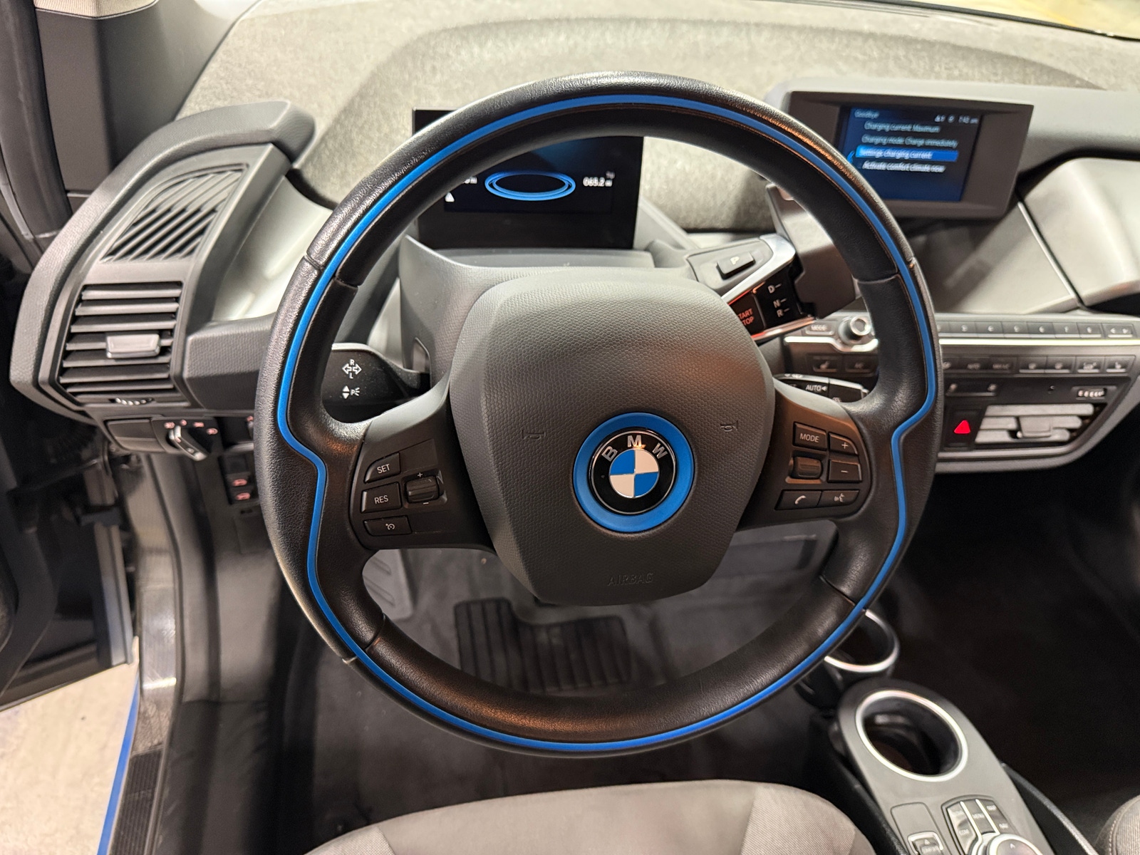 Thumbnail: 2019 BMW i3 - 5
