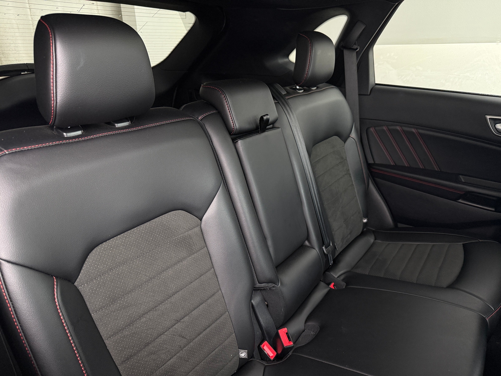 Thumbnail: 2022 Ford Edge - 5