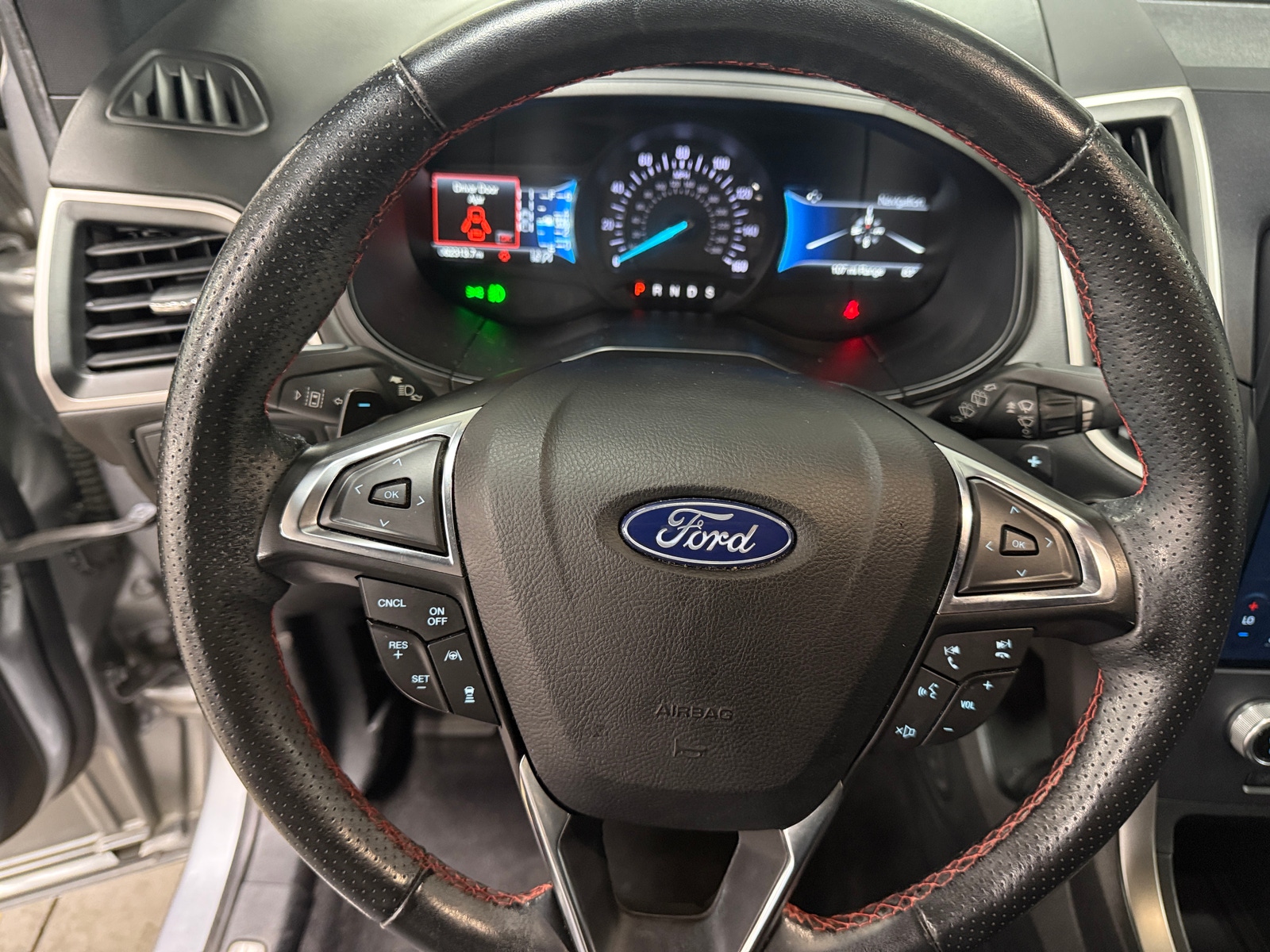 Thumbnail: 2022 Ford Edge - 4