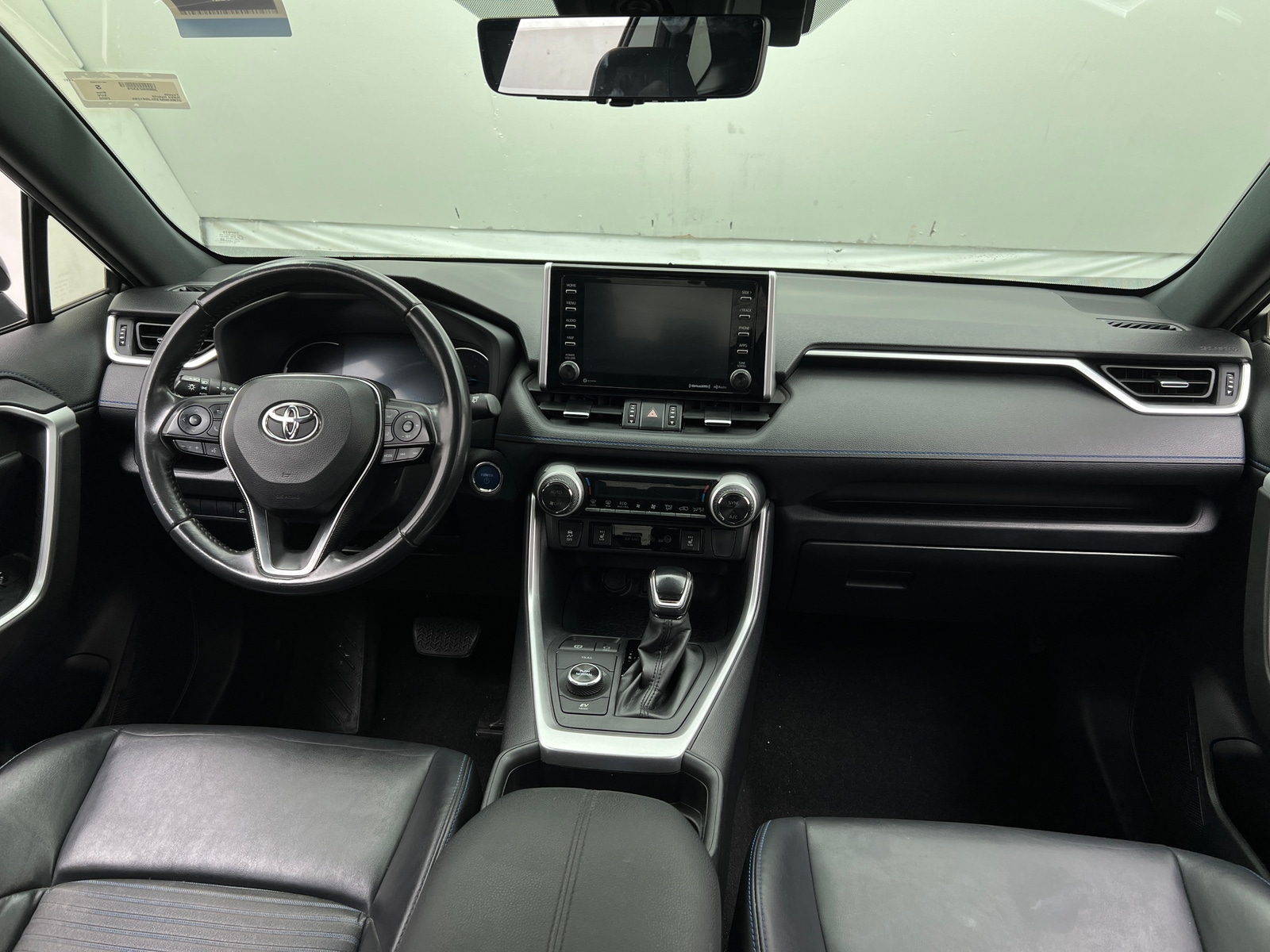 Thumbnail: 2020 Toyota RAV4 - 3
