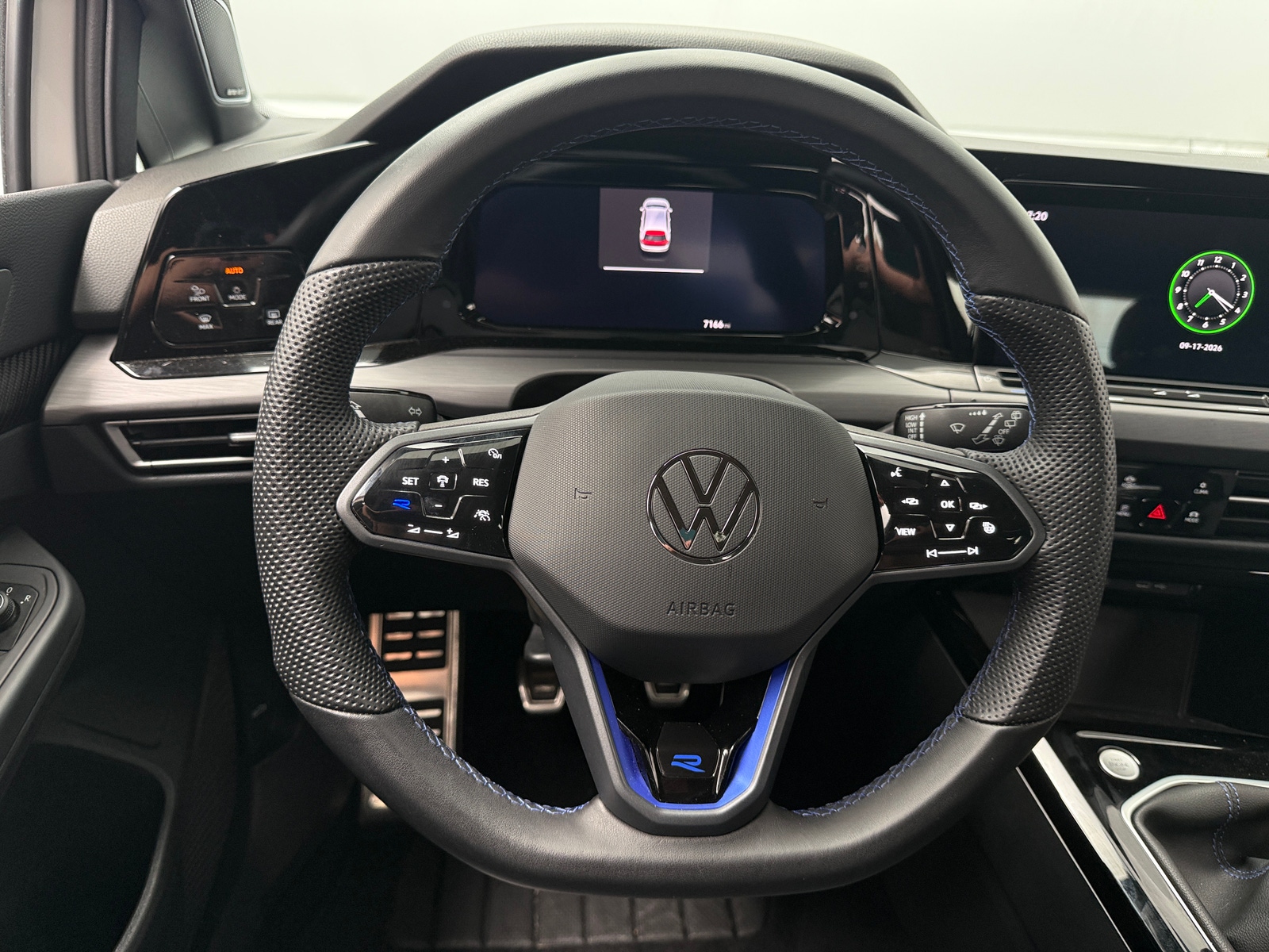 Thumbnail: 2023 Volkswagen Golf - 5