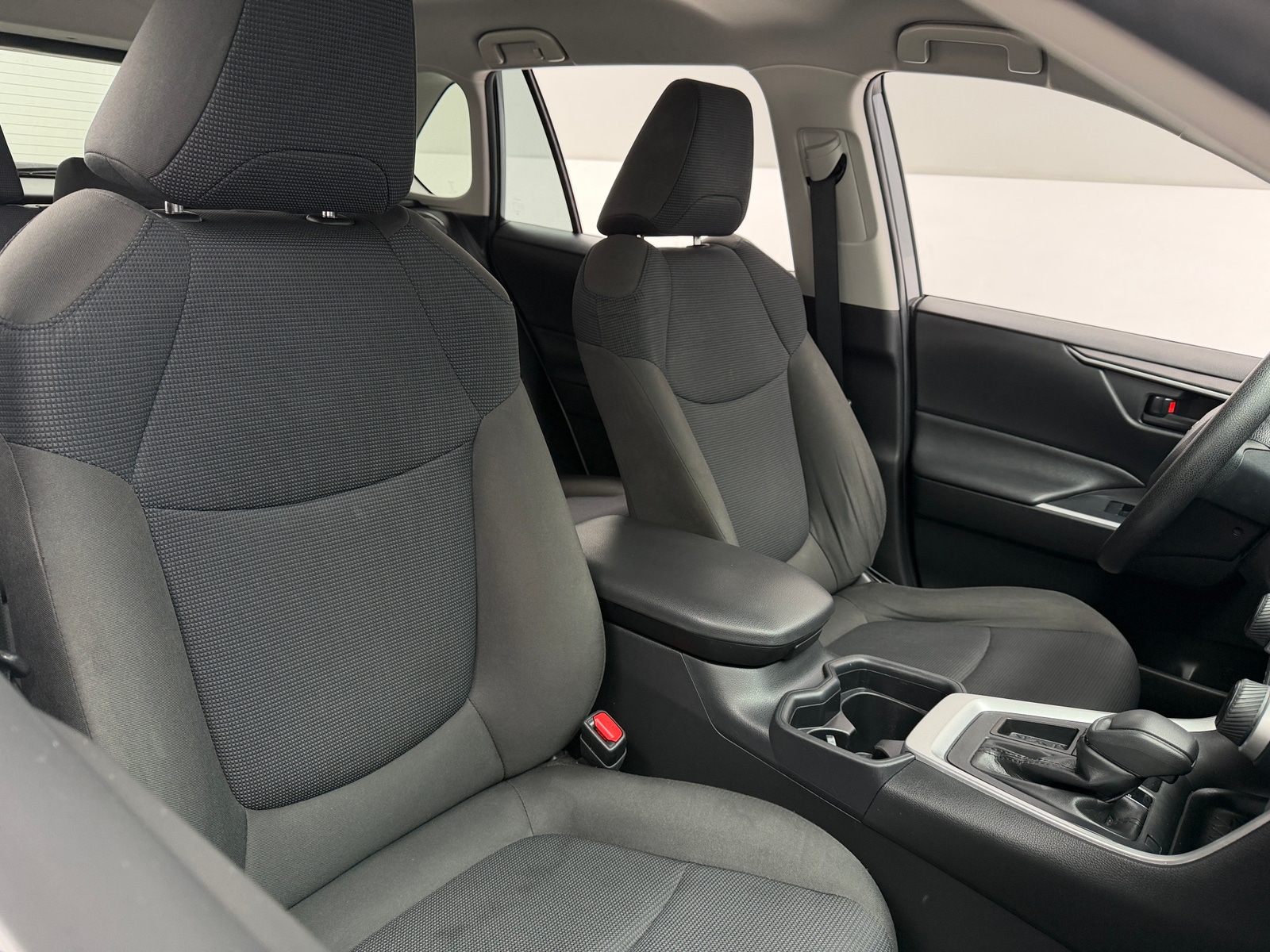 Thumbnail: 2021 Toyota RAV4 - 2