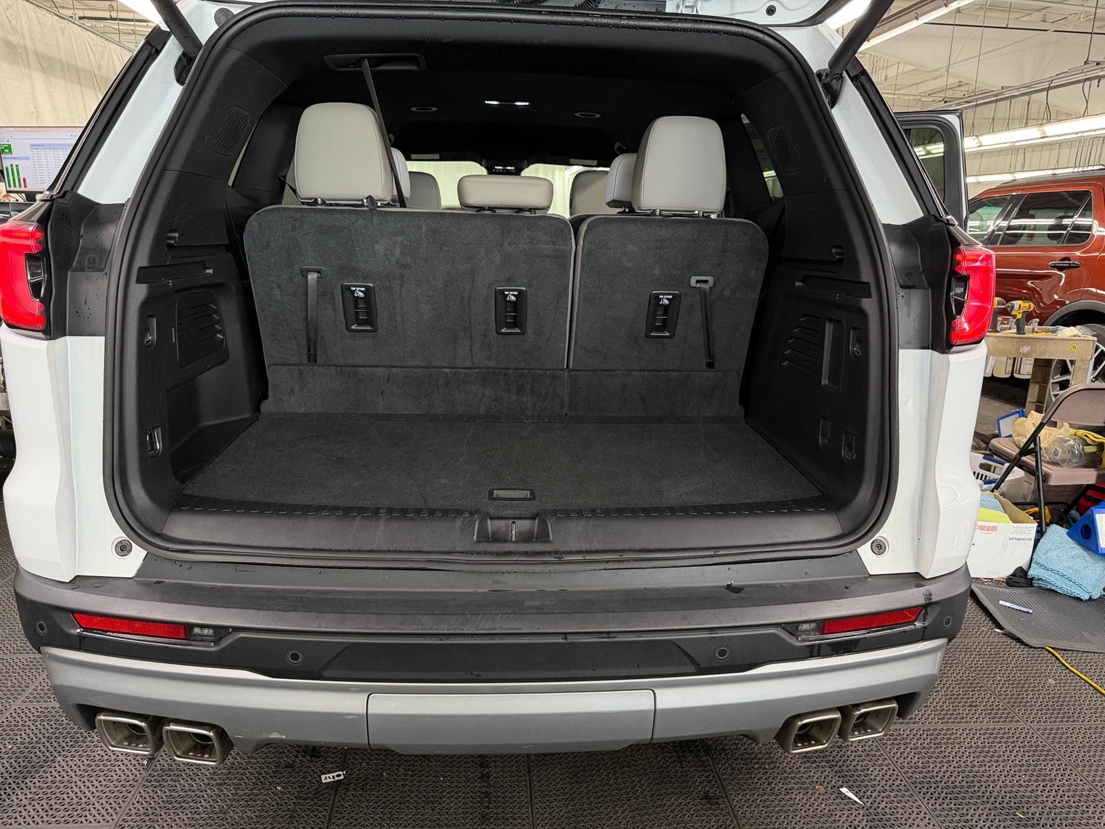 Thumbnail: 2026 GMC Acadia - 6
