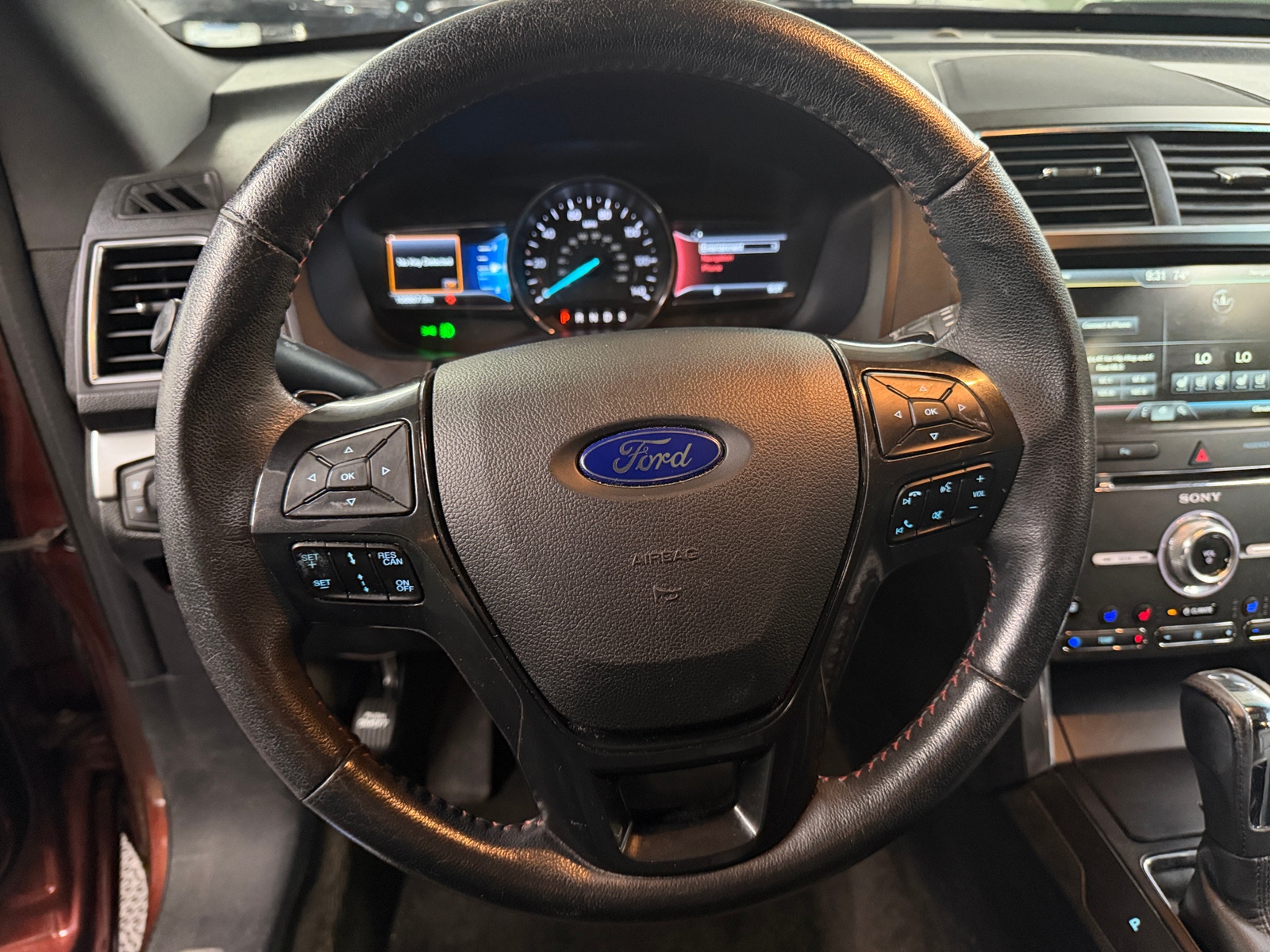 Thumbnail: 2016 Ford Explorer - 4