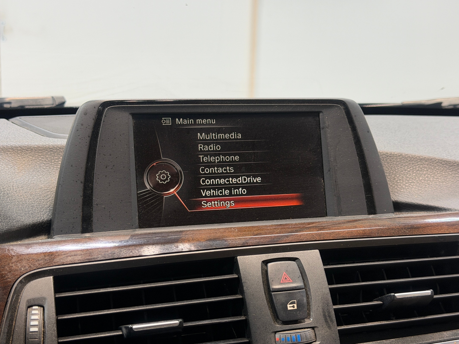Thumbnail: 2015 BMW 3 Series - 4