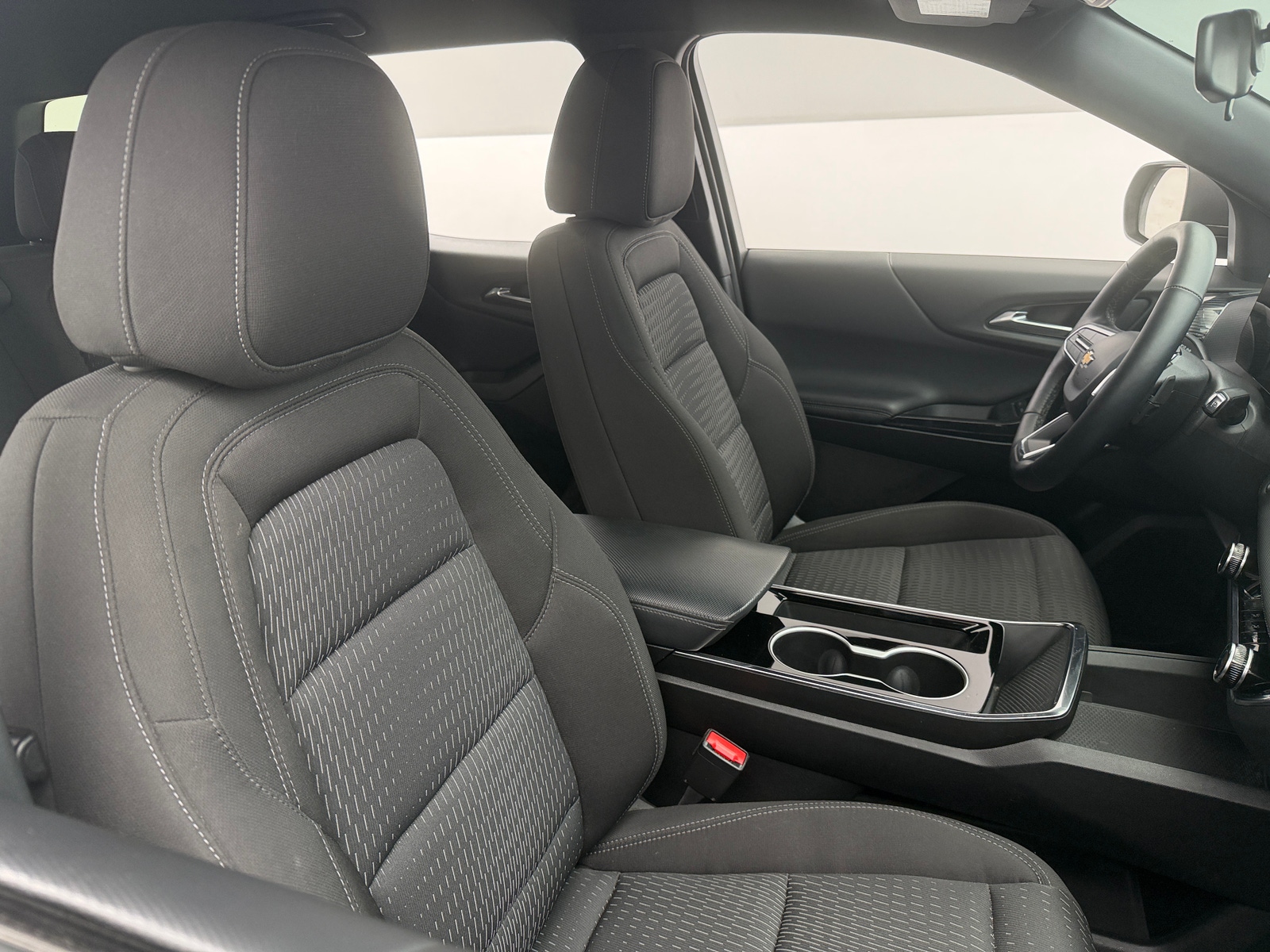 Thumbnail: 2025 Chevrolet Equinox - 2