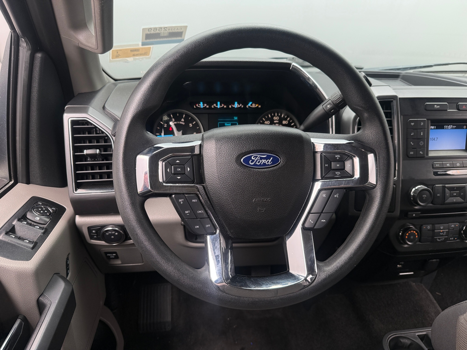 Thumbnail: 2018 Ford Econoline - 5