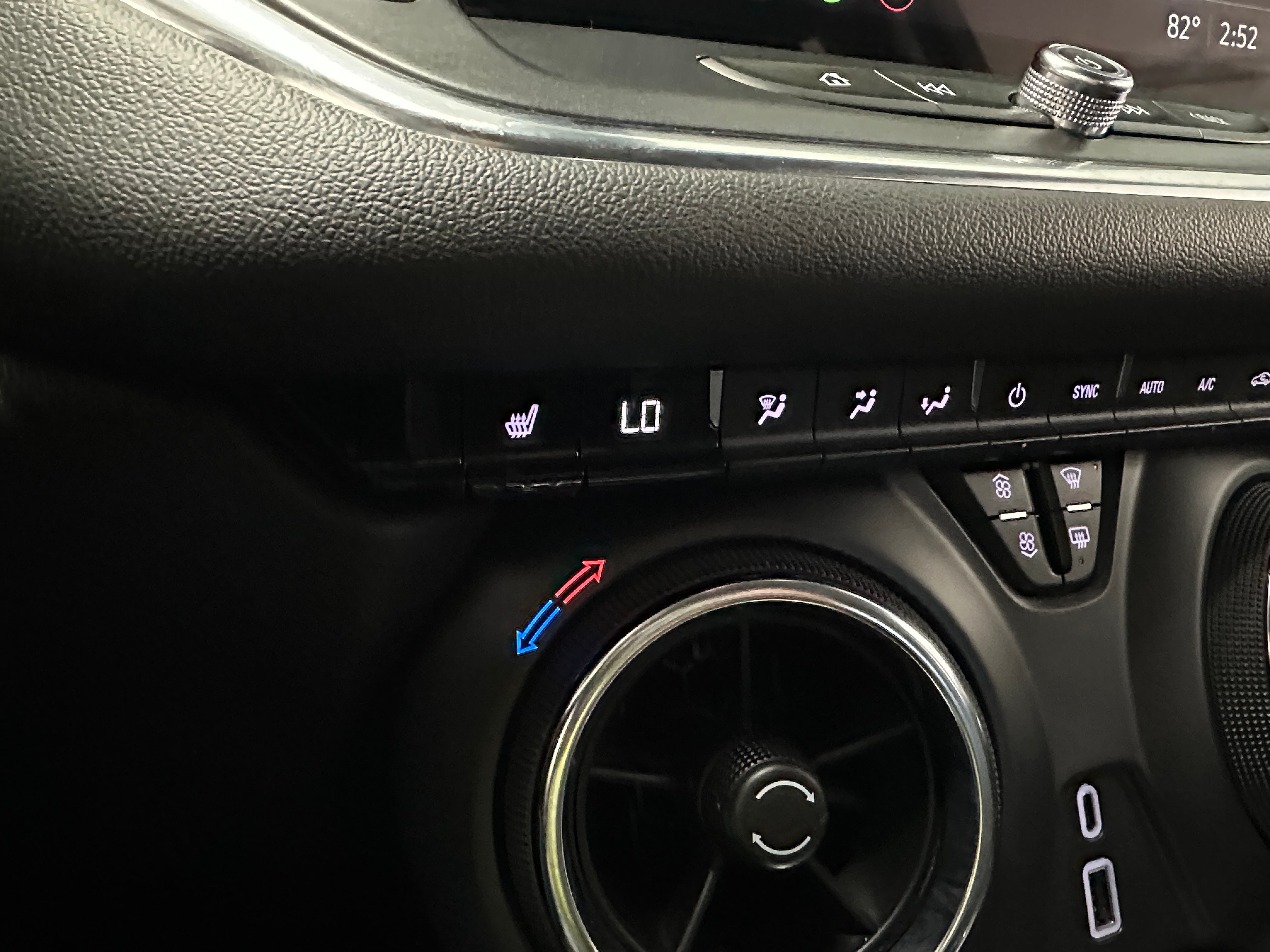 2025 Chevrolet Blazer 2LT - Photo 17
