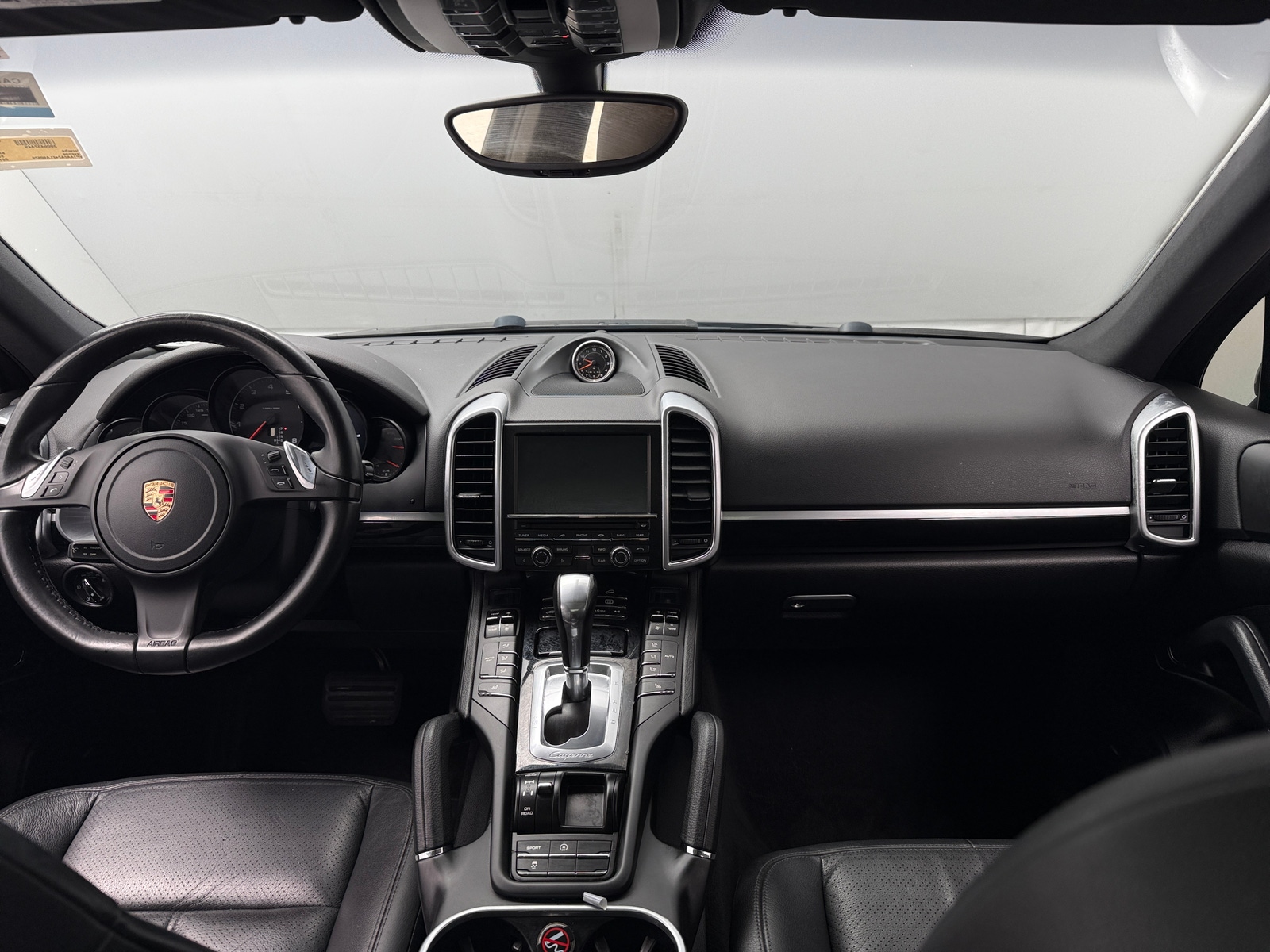 Thumbnail: 2014 Porsche Cayenne - 3