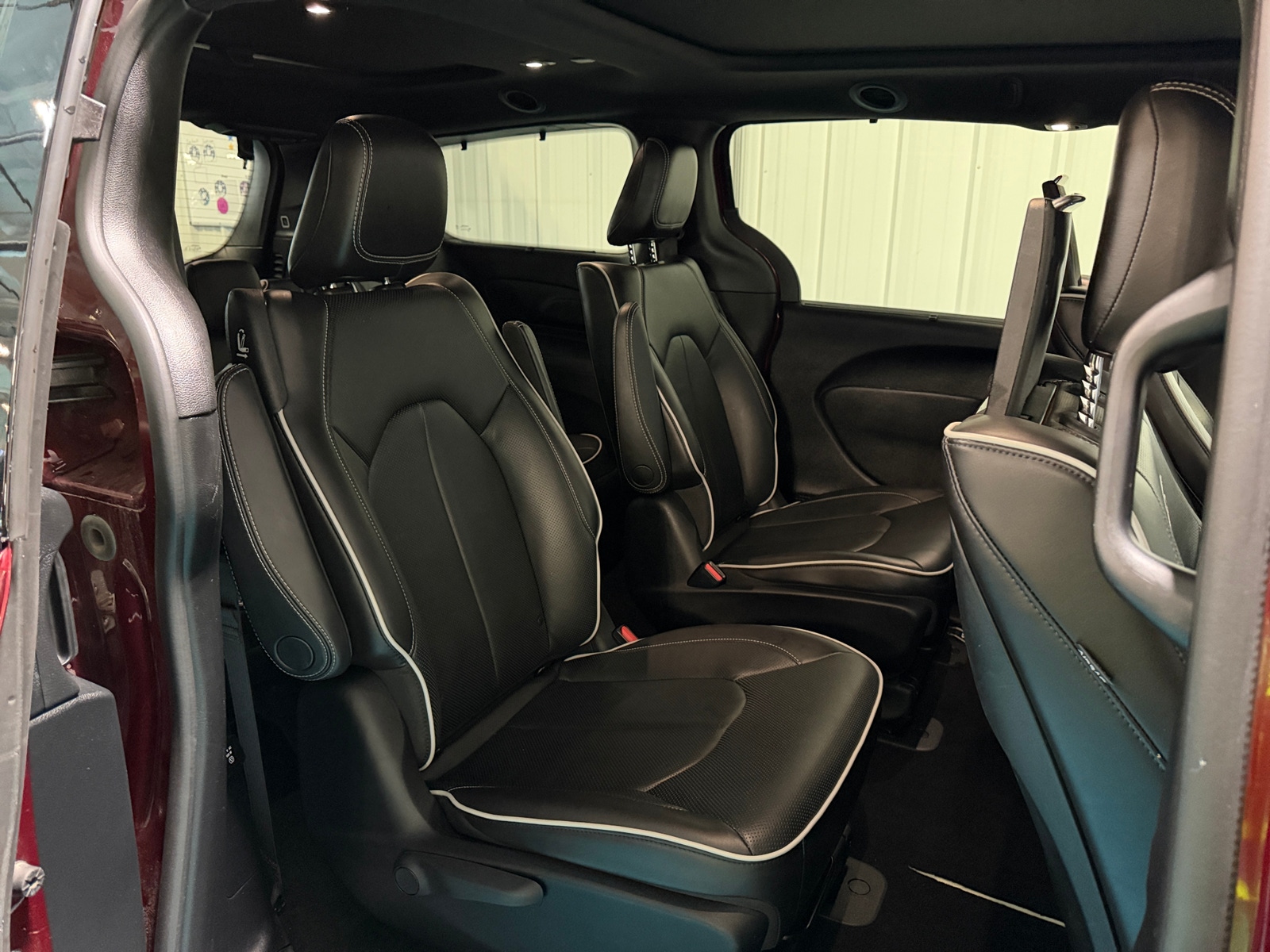 Thumbnail: 2020 Chrysler Pacifica - 5
