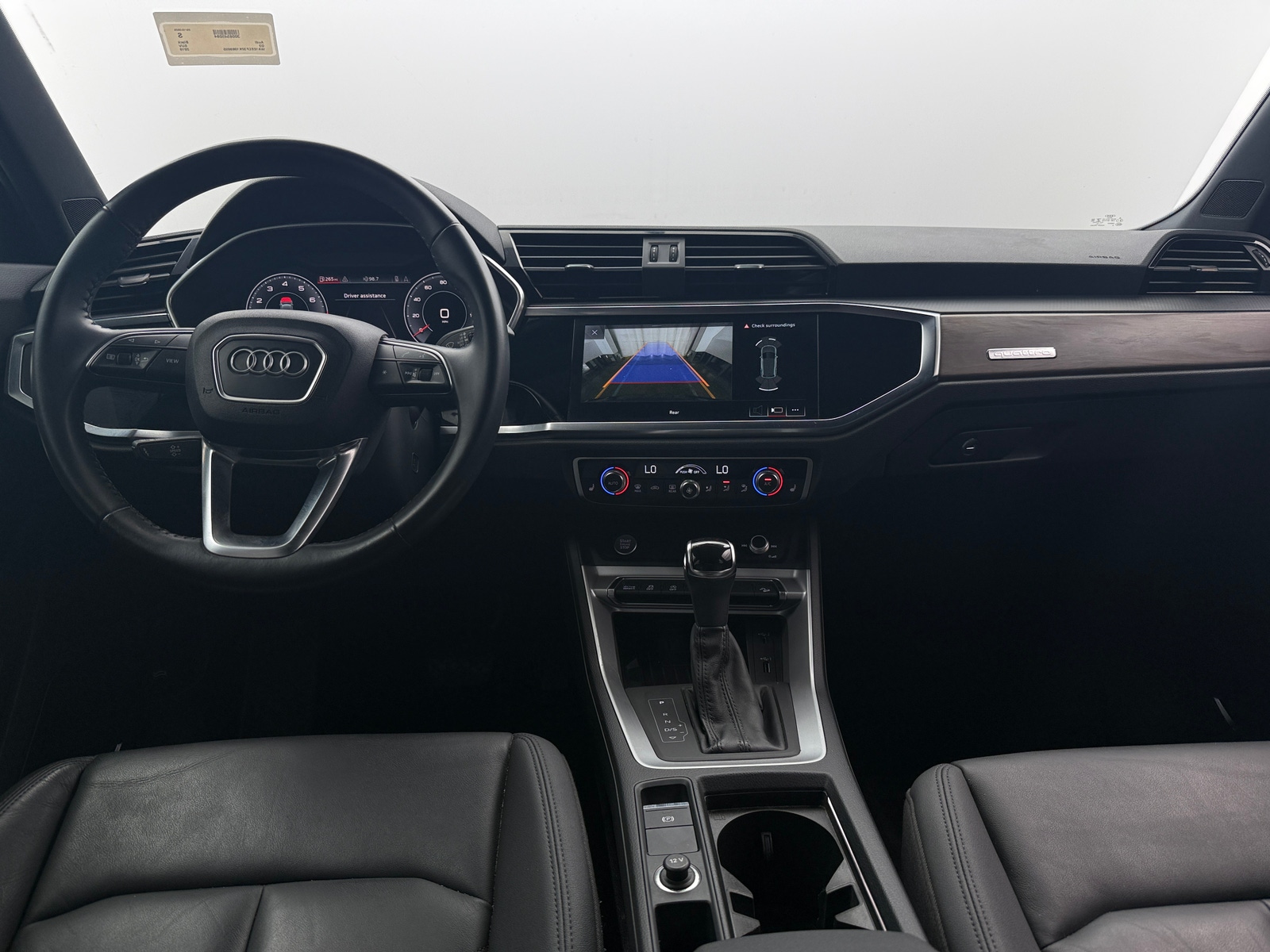 Thumbnail: 2019 Audi Q3 - 3