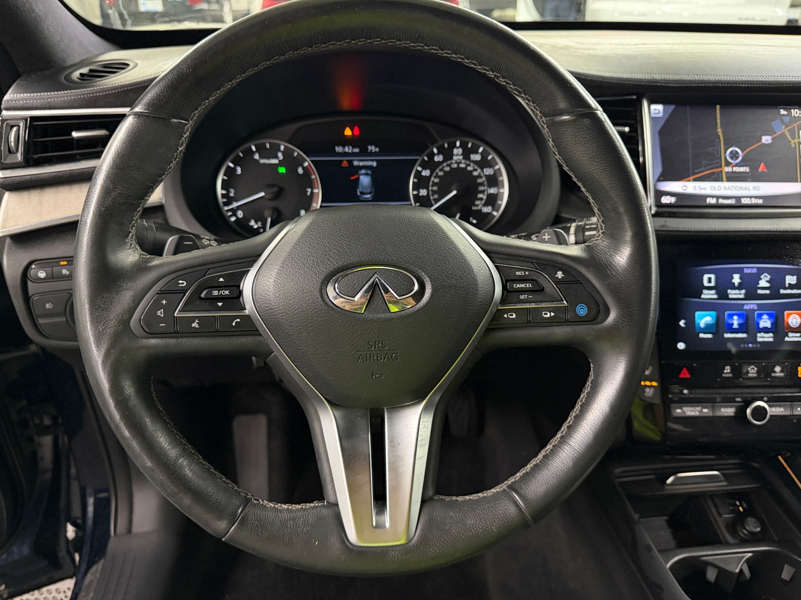 Thumbnail: 2019 INFINITI QX50 - 4