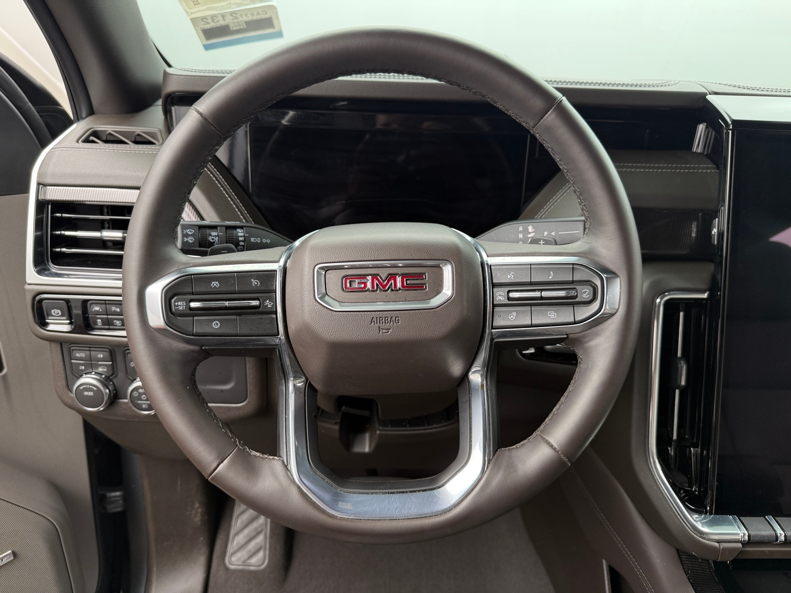 Thumbnail: 2026 GMC Yukon XL - 4