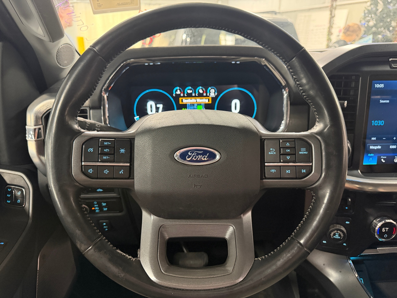 Thumbnail: 2021 Ford Econoline - 4