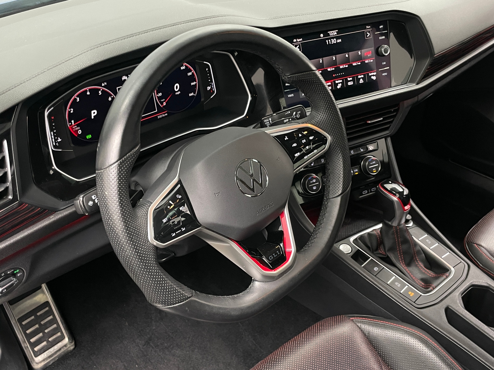 Thumbnail: 2022 Volkswagen Jetta - 4
