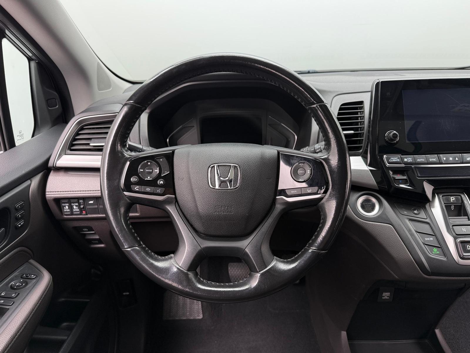 Thumbnail: 2018 Honda Odyssey - 5