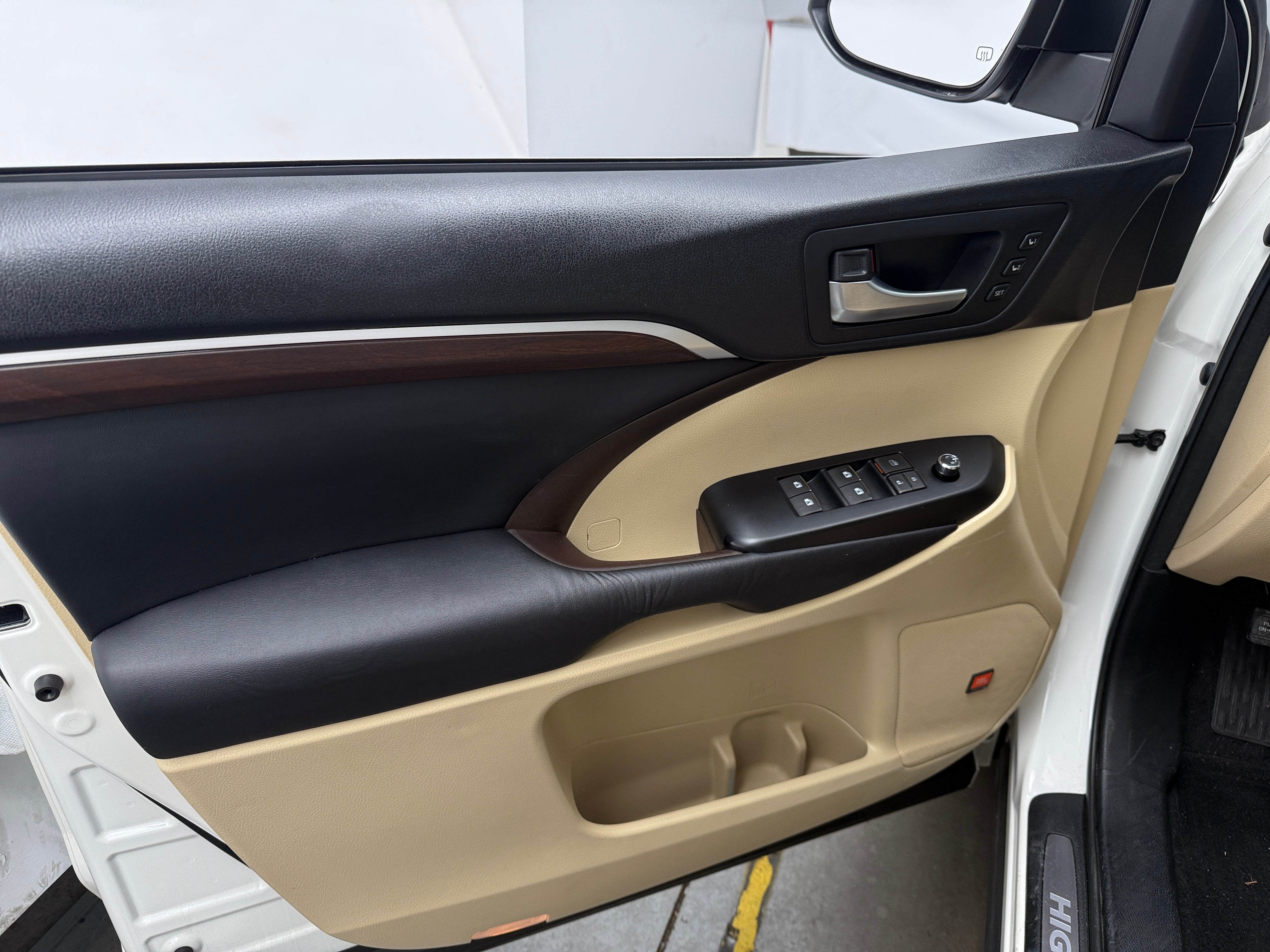 2016 Toyota Highlander