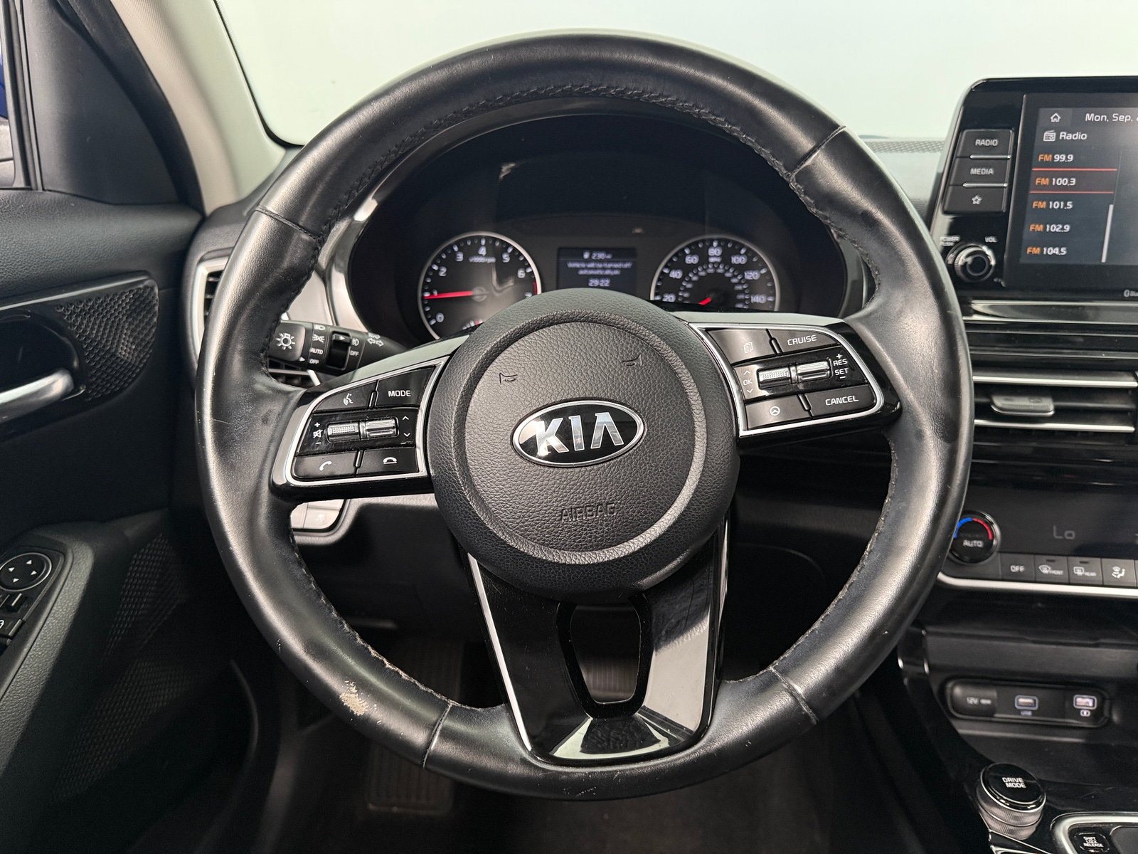 Thumbnail: 2021 Kia Seltos - 4