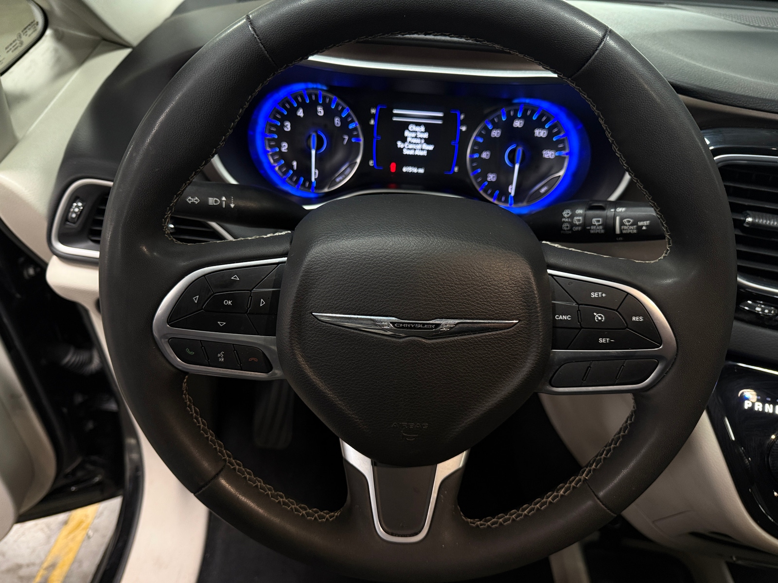 Thumbnail: 2024 Chrysler Voyager - 5