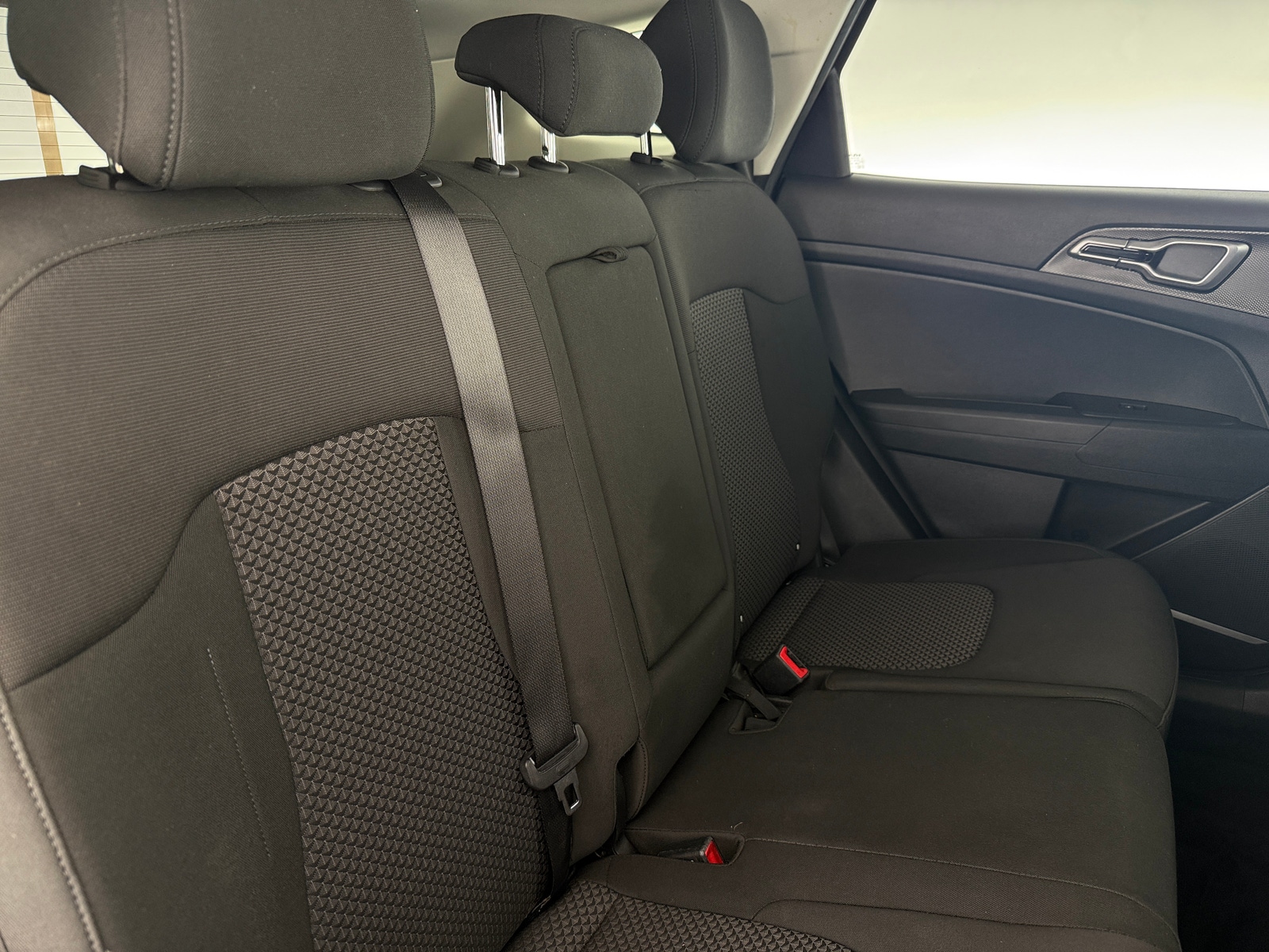 Thumbnail: 2023 Kia Sportage - 6