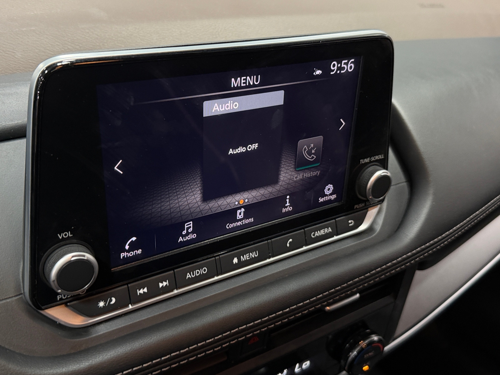Thumbnail: 2023 Nissan Rogue - 4