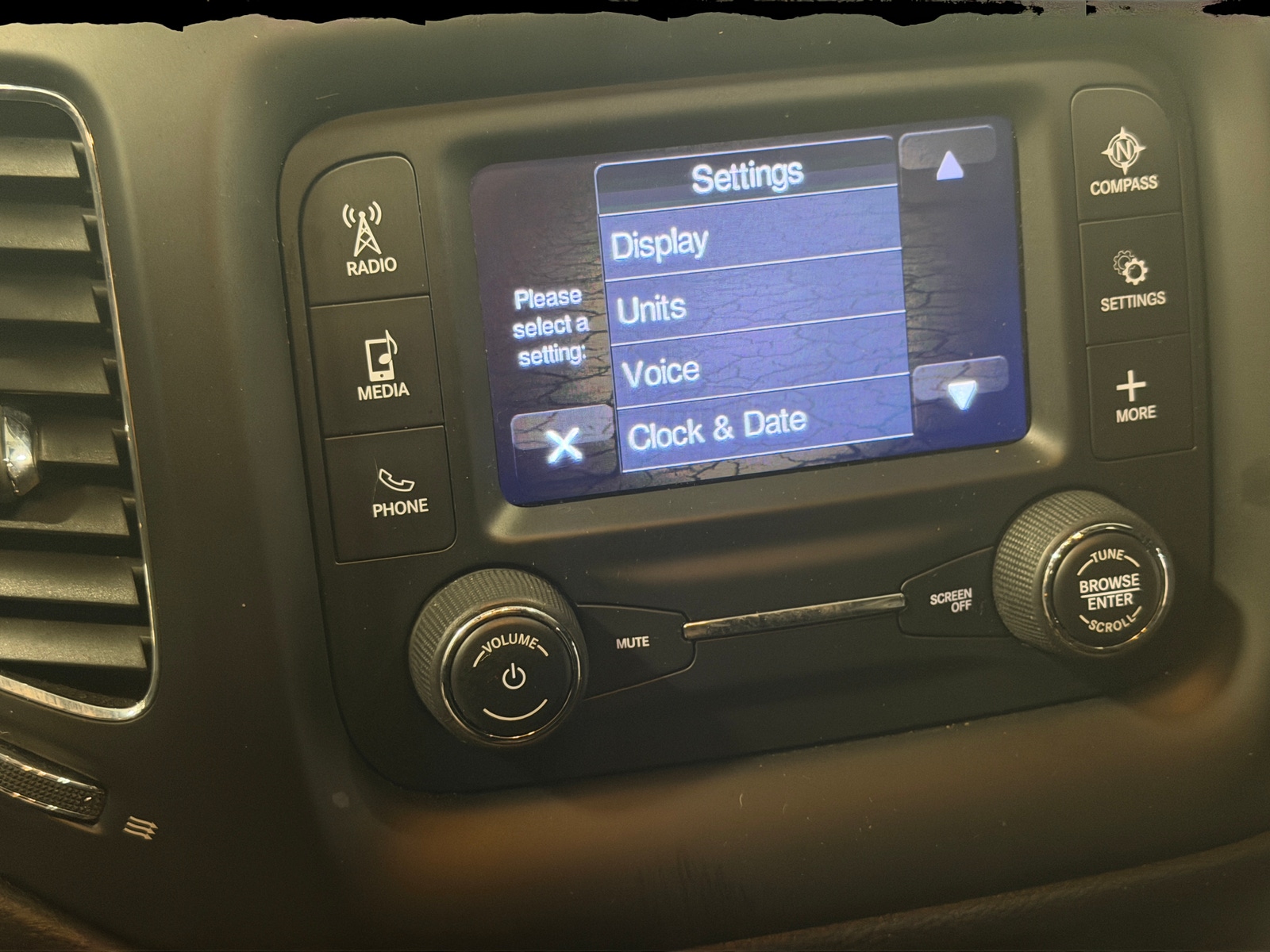 Thumbnail: 2018 Jeep Compass - 4