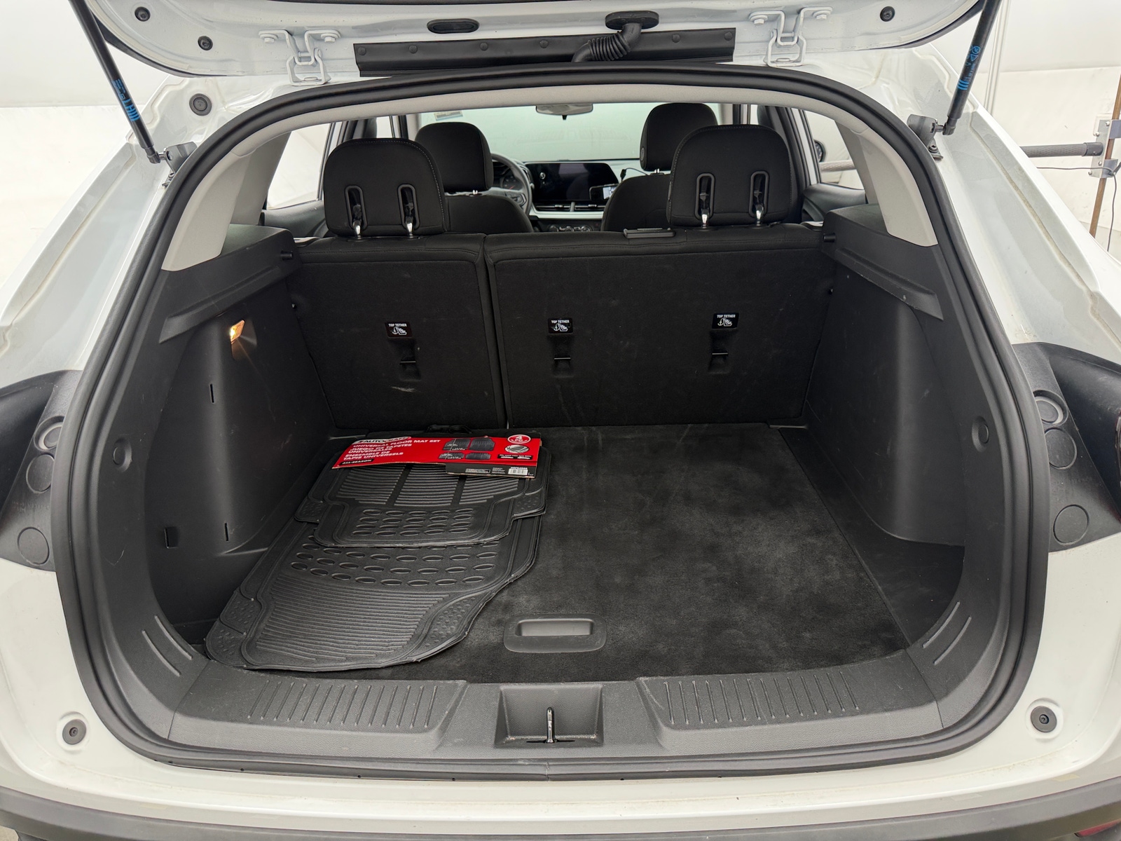 Thumbnail: 2026 Chevrolet Trax - 7