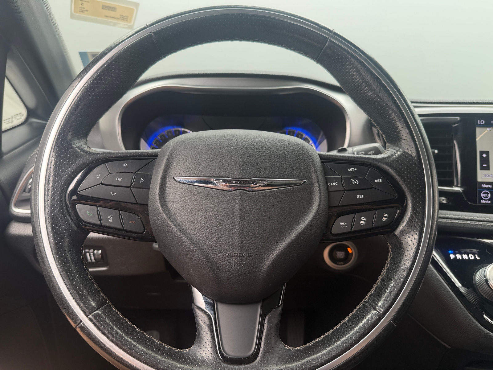Thumbnail: 2019 Chrysler Pacifica - 4