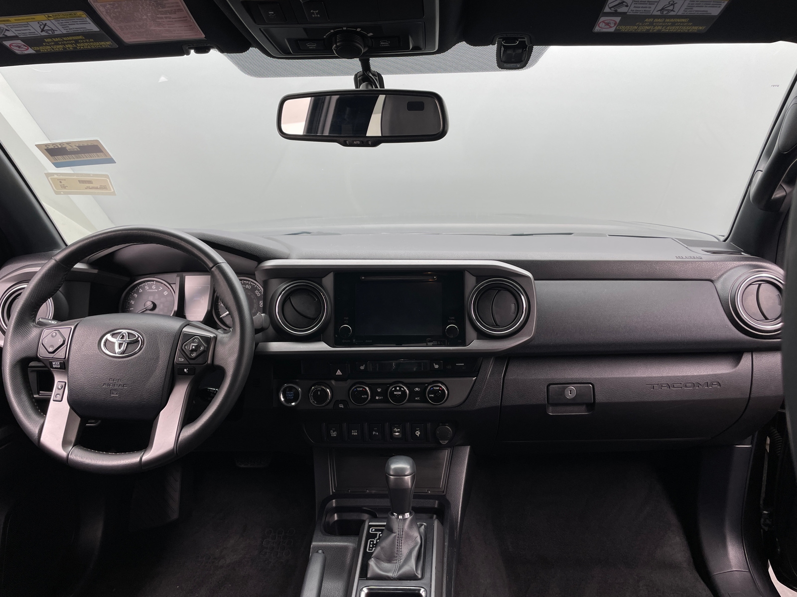 Thumbnail: 2017 Toyota Tacoma - 3