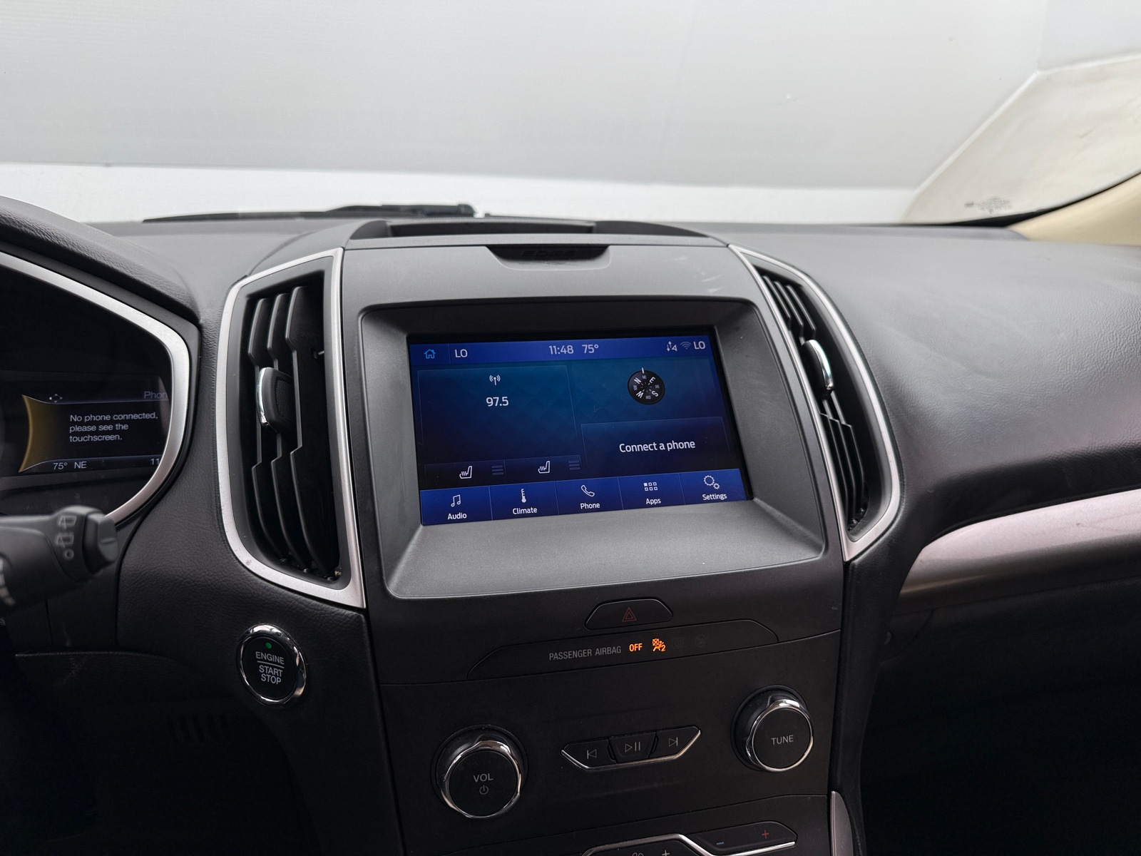 Thumbnail: 2020 Ford Edge - 3