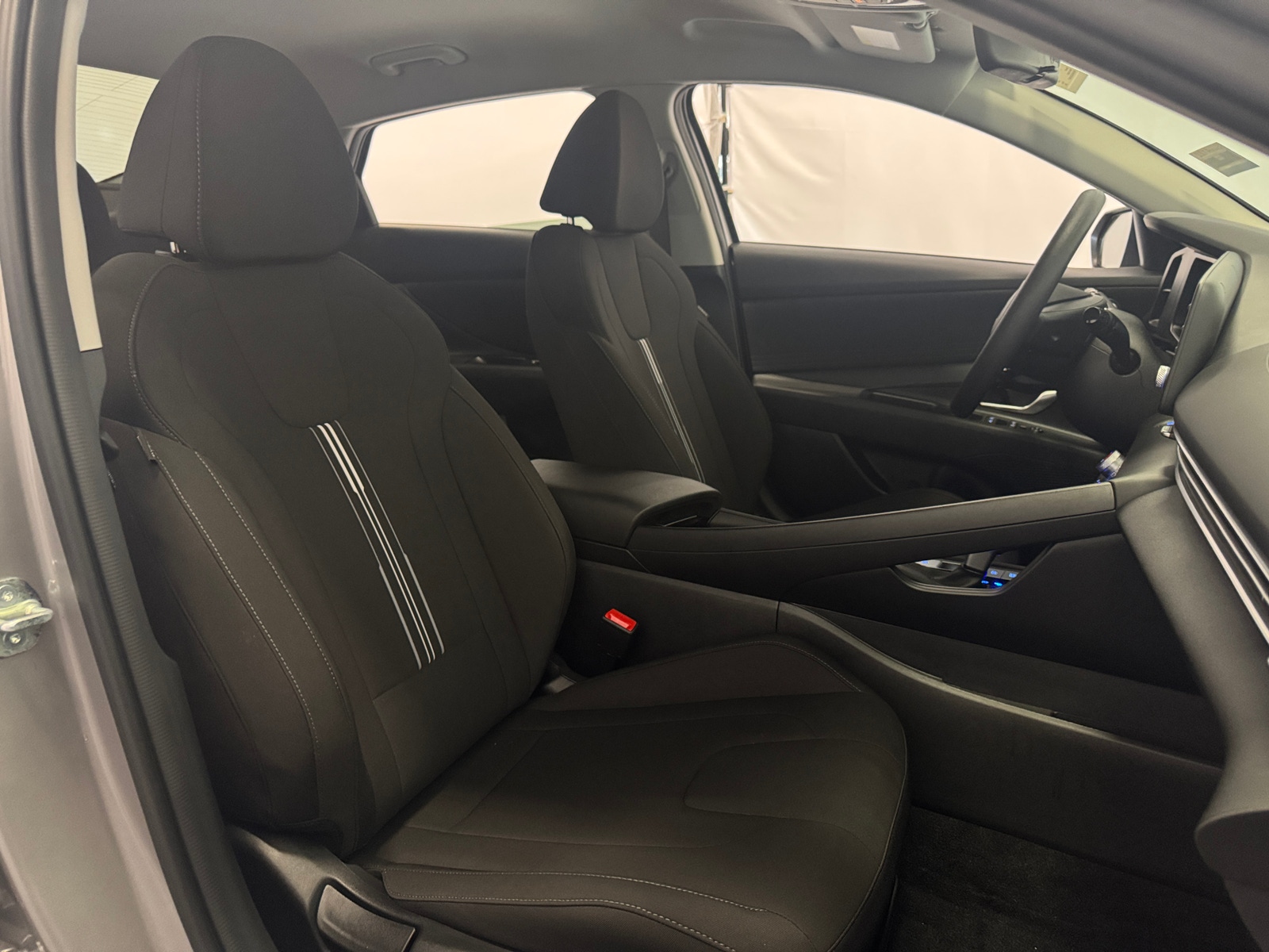 Thumbnail: 2025 Hyundai Elantra - 2