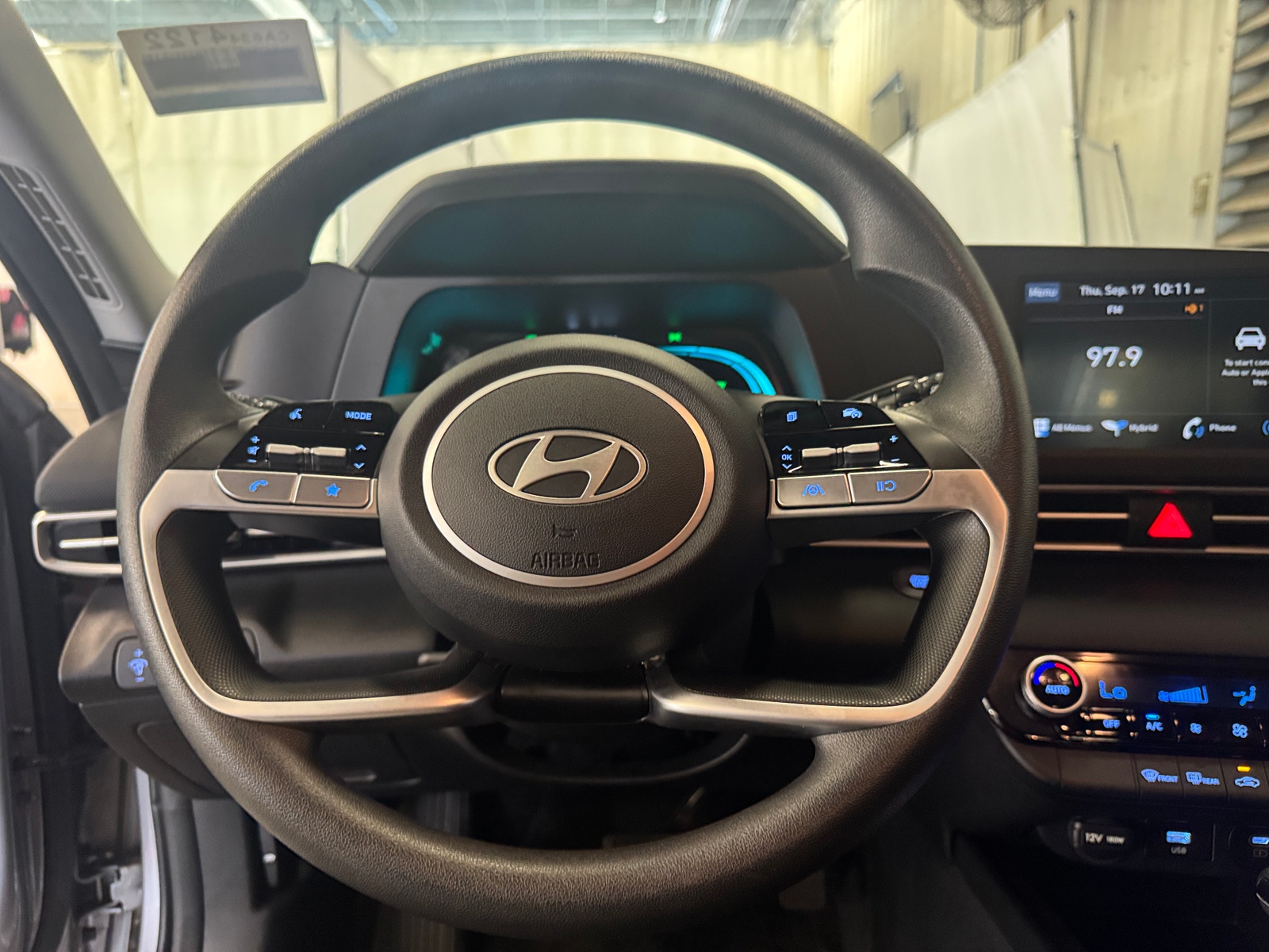 Thumbnail: 2025 Hyundai Elantra - 5