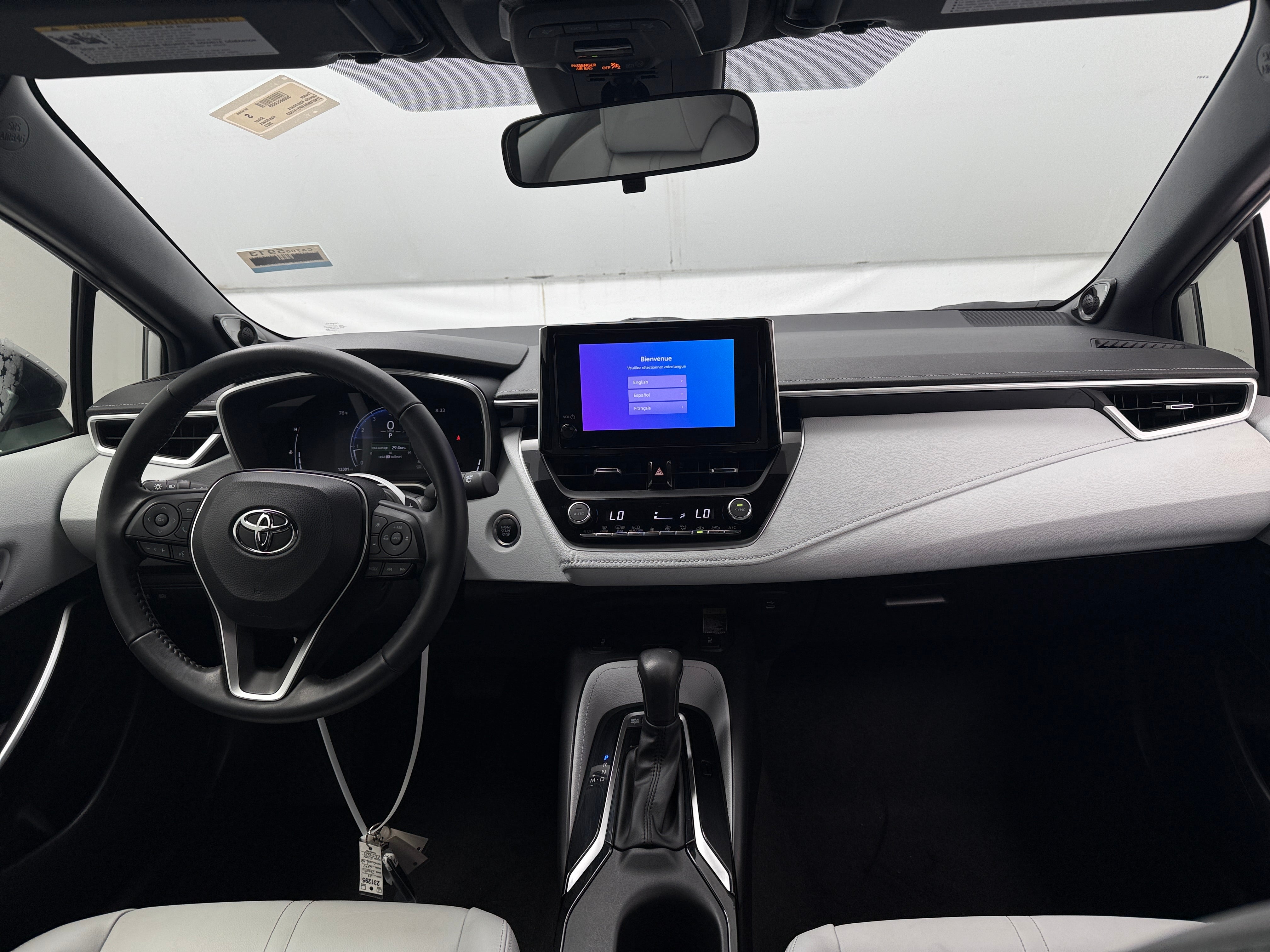 2023 Toyota Corolla Hatchback XSE - Photo 5