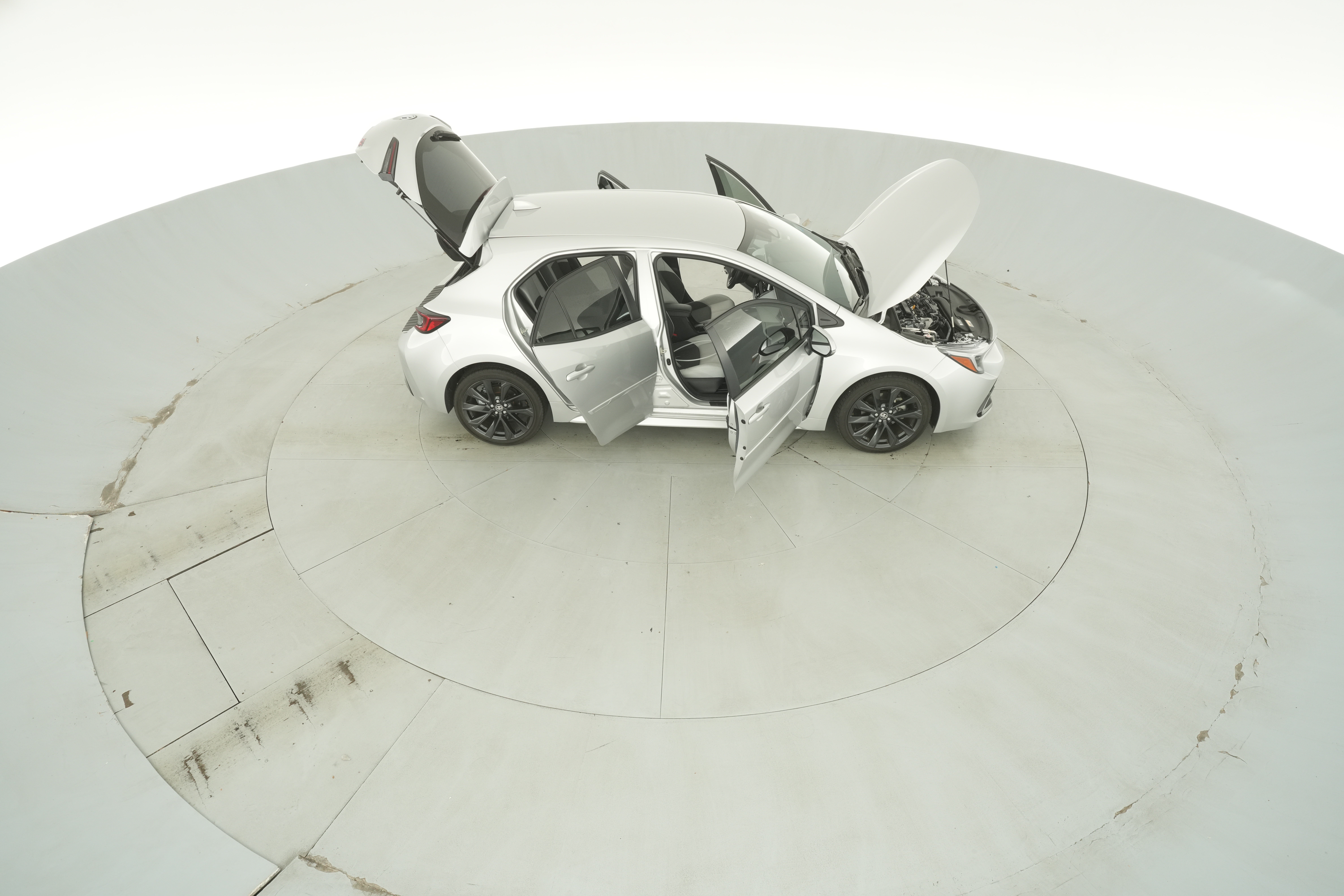 2023 Toyota Corolla Hatchback XSE - Photo 52