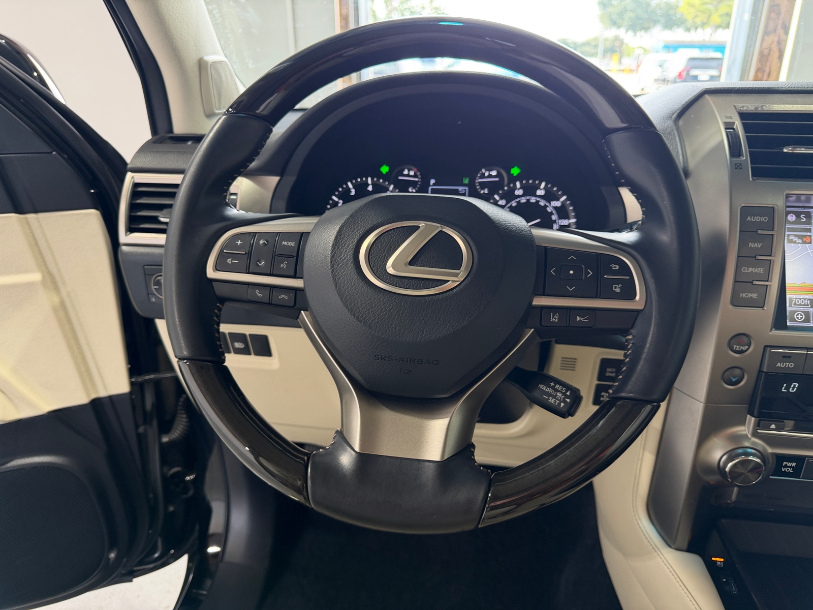Thumbnail: 2020 Lexus GX - 4