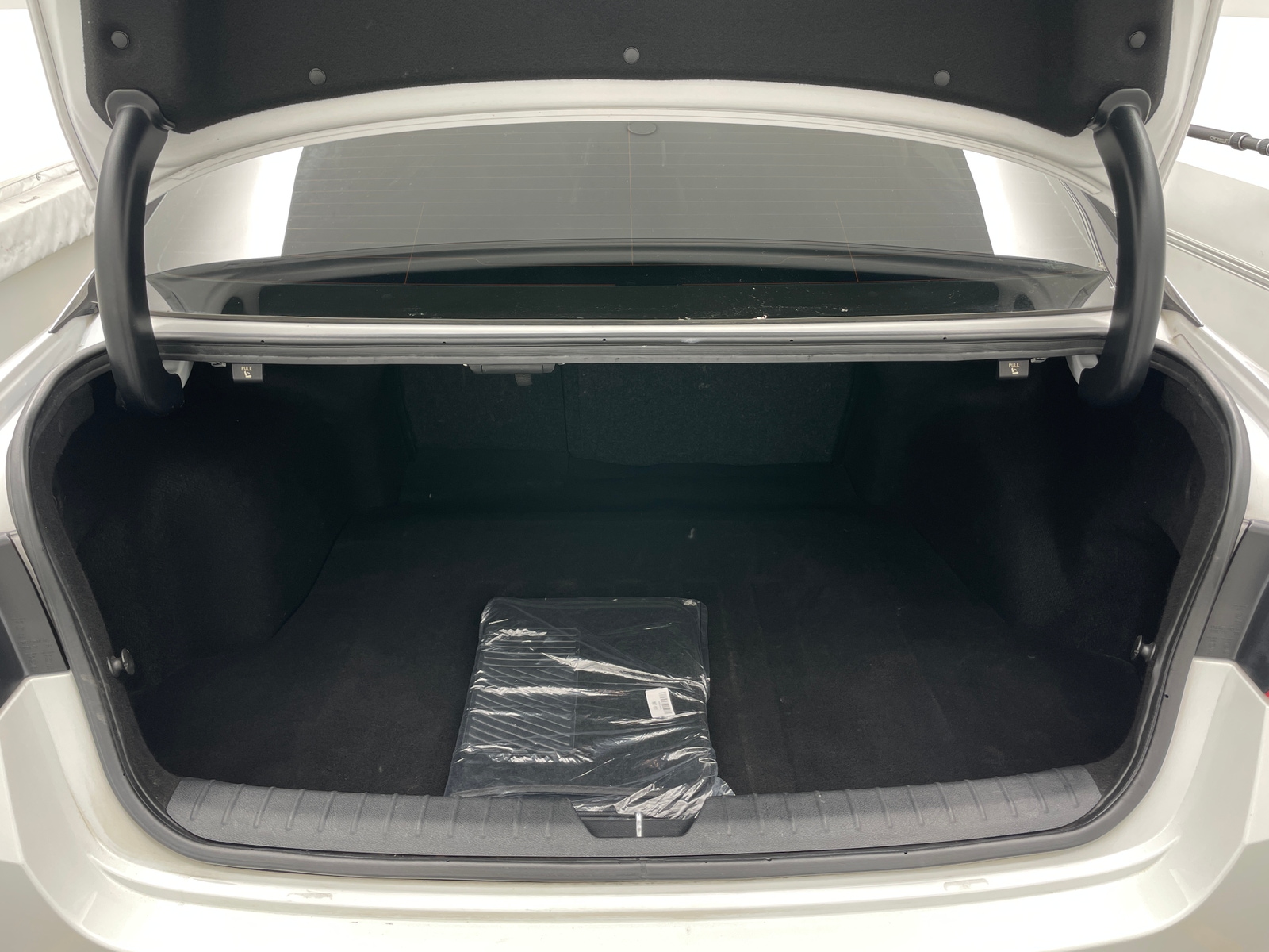 Thumbnail: 2016 Kia Optima - 6