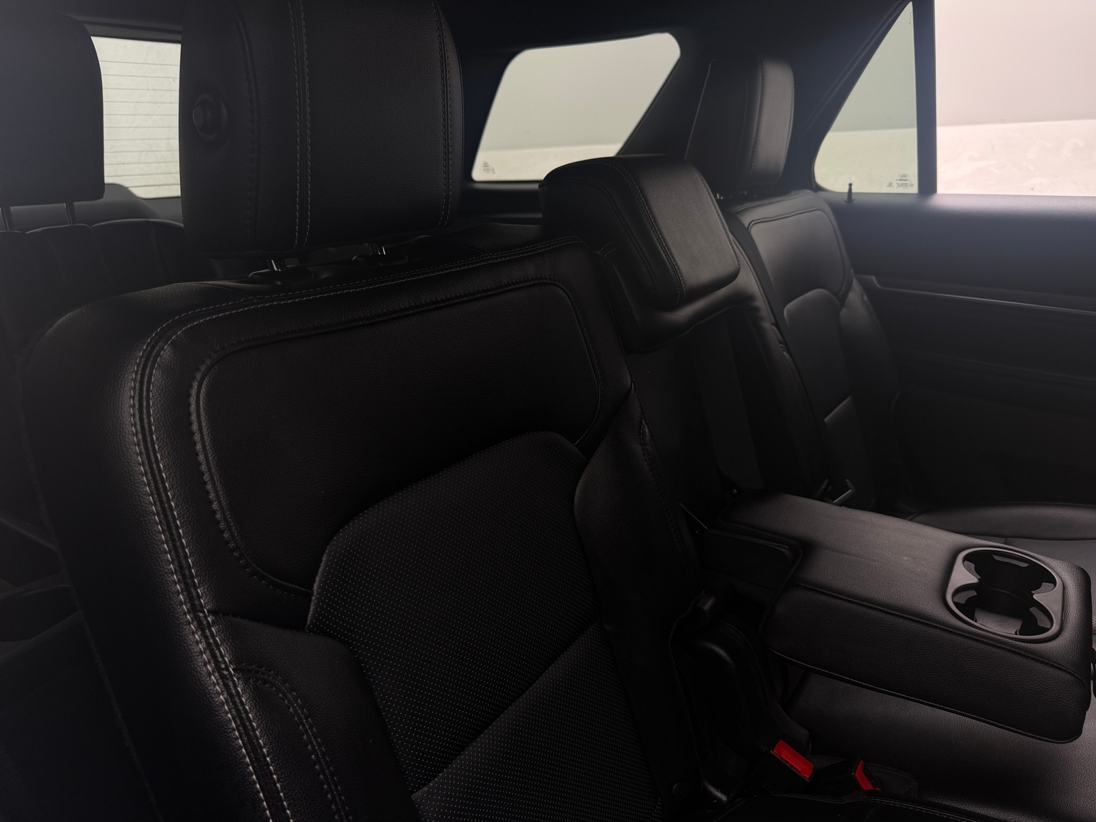 Thumbnail: 2016 Ford Explorer - 5