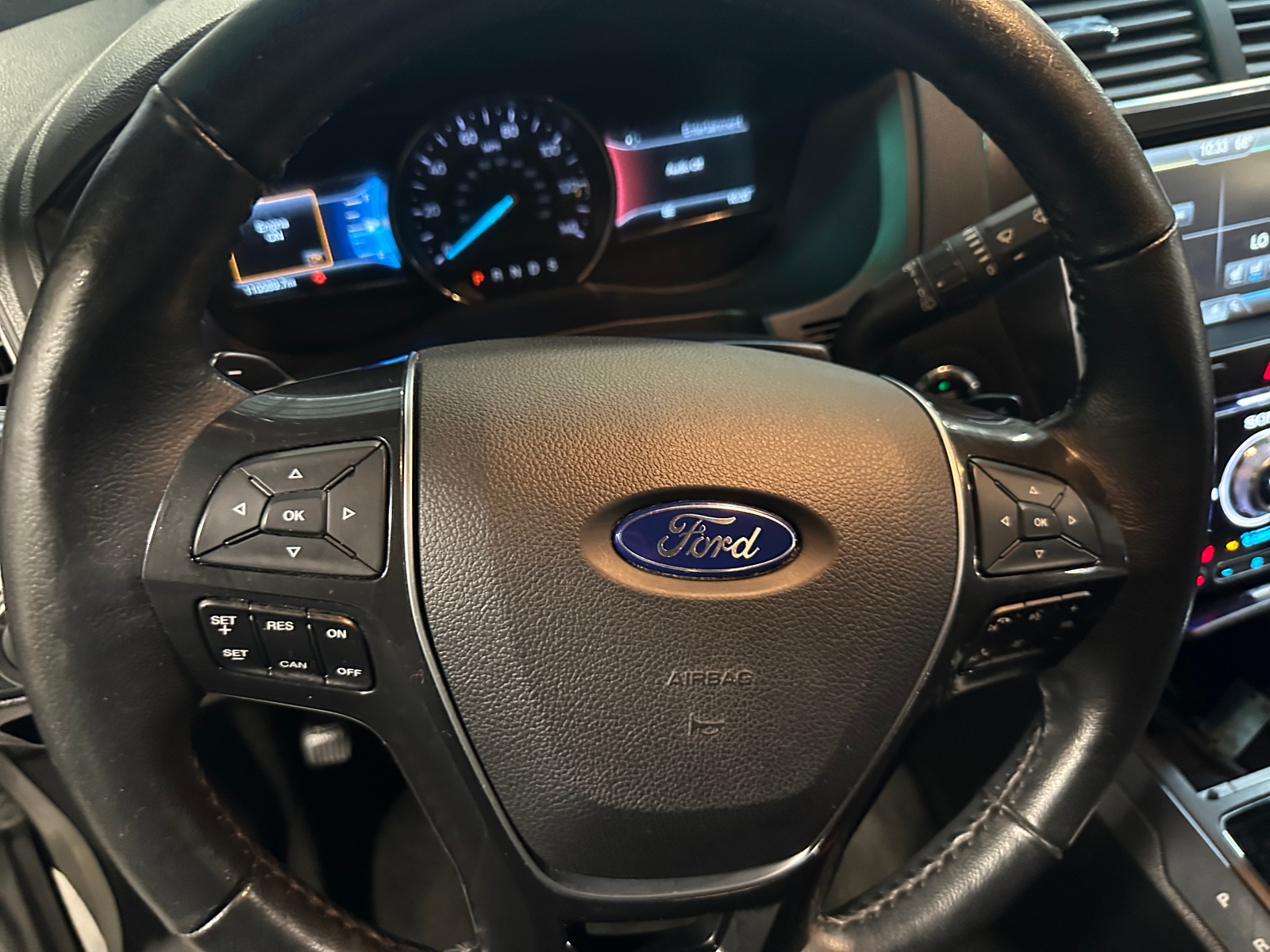 Thumbnail: 2016 Ford Explorer - 4