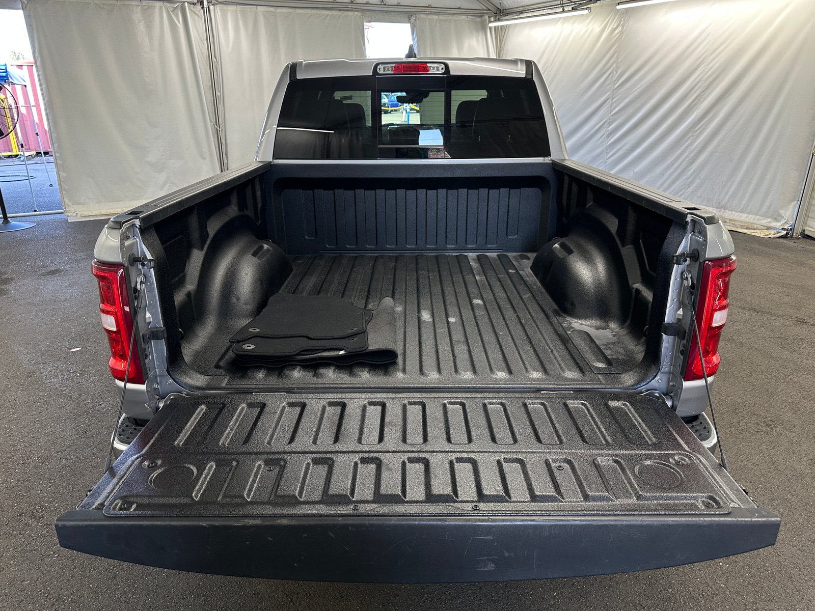 Thumbnail: 2025 RAM 1500 - 6
