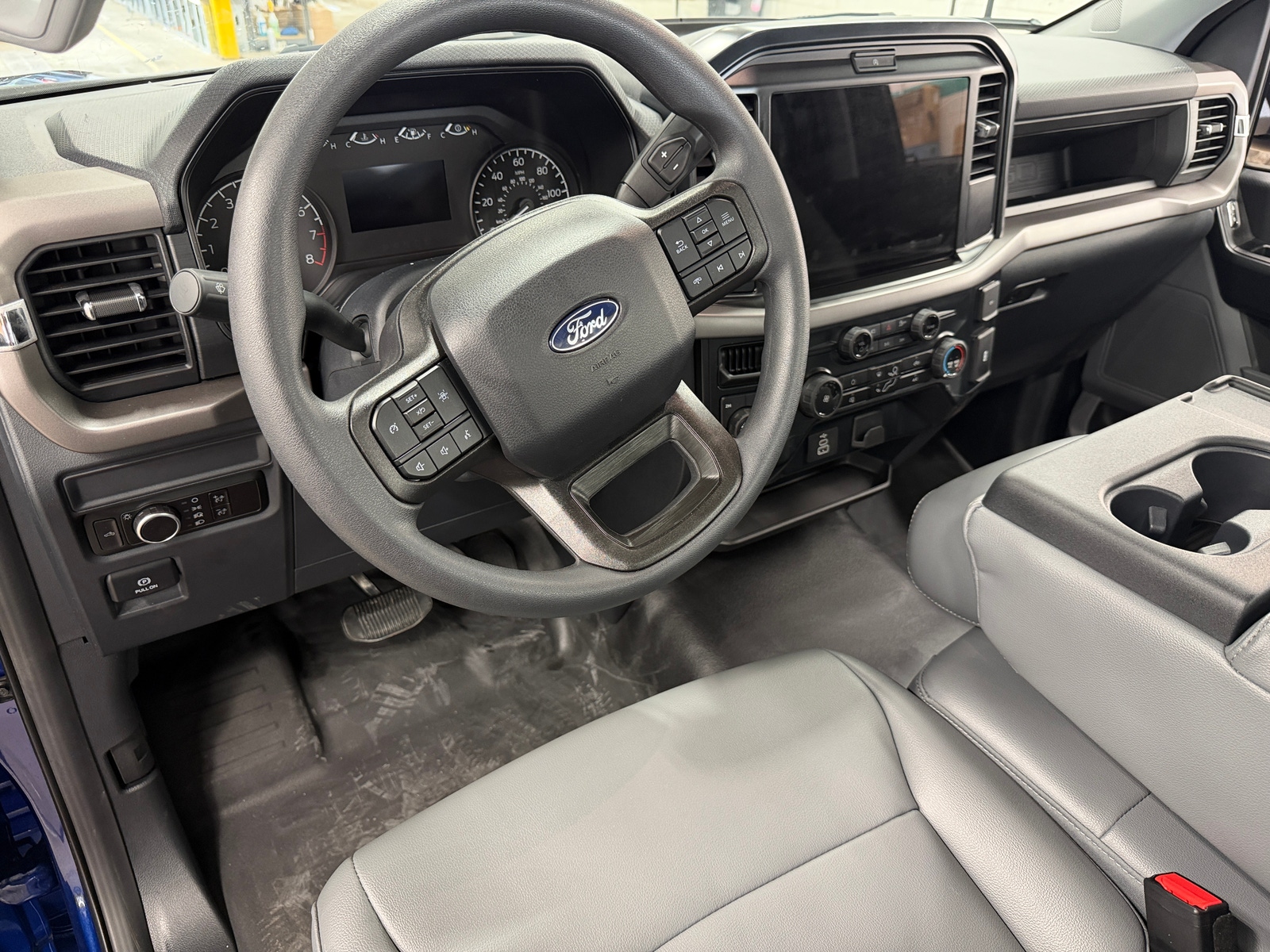 Thumbnail: 2026 Ford Econoline - 3
