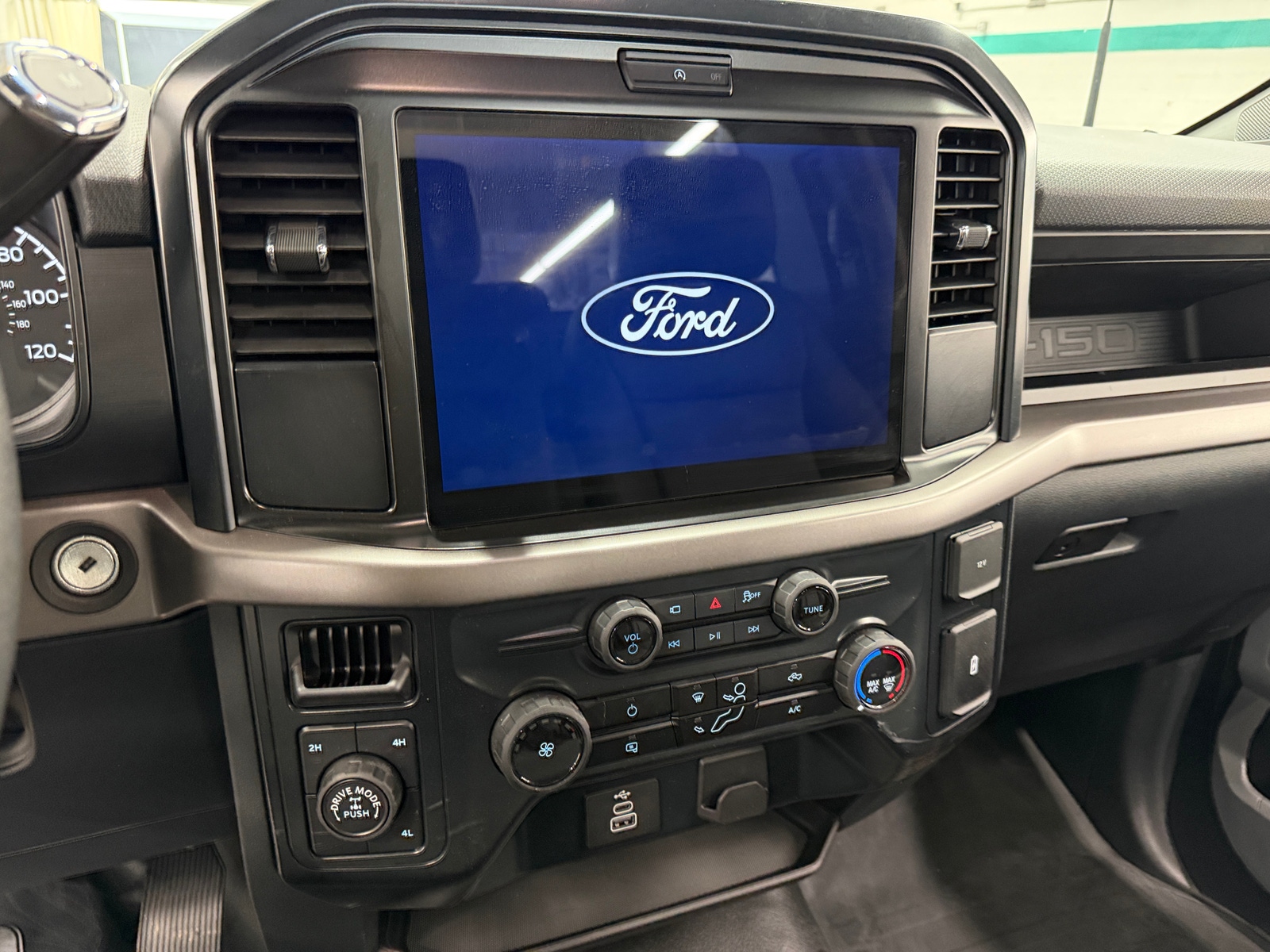 Thumbnail: 2026 Ford Econoline - 4