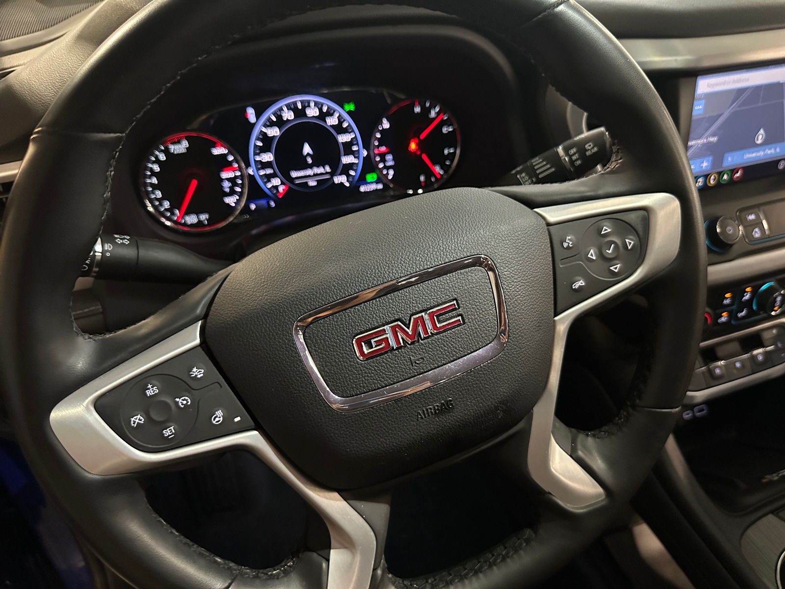 Thumbnail: 2023 GMC Acadia - 4