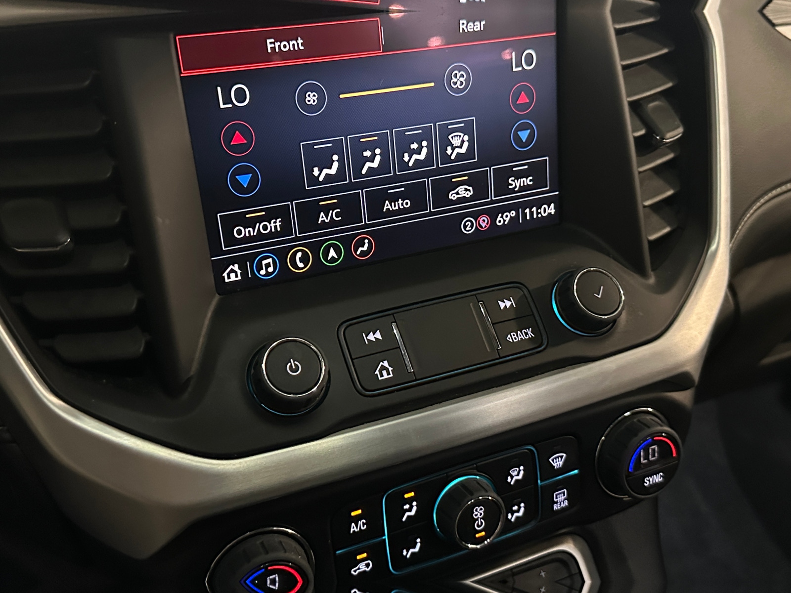 Thumbnail: 2023 GMC Acadia - 3