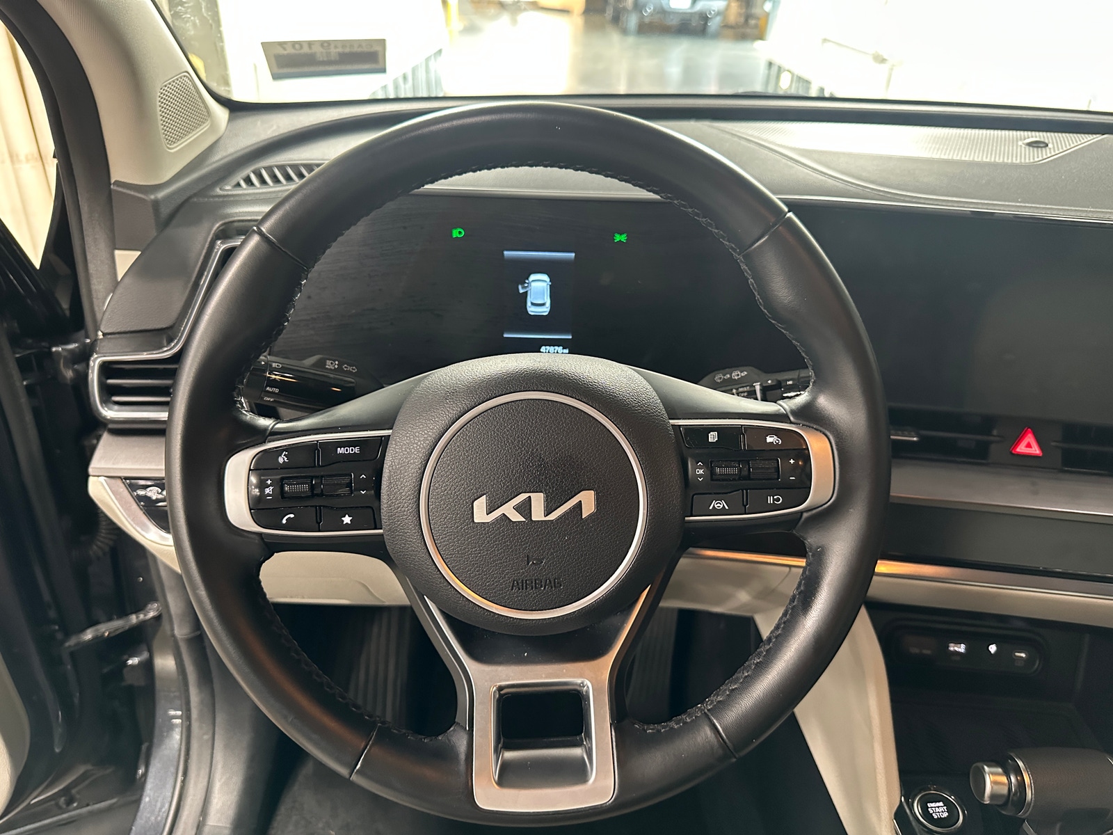 Thumbnail: 2023 Kia Sportage - 4